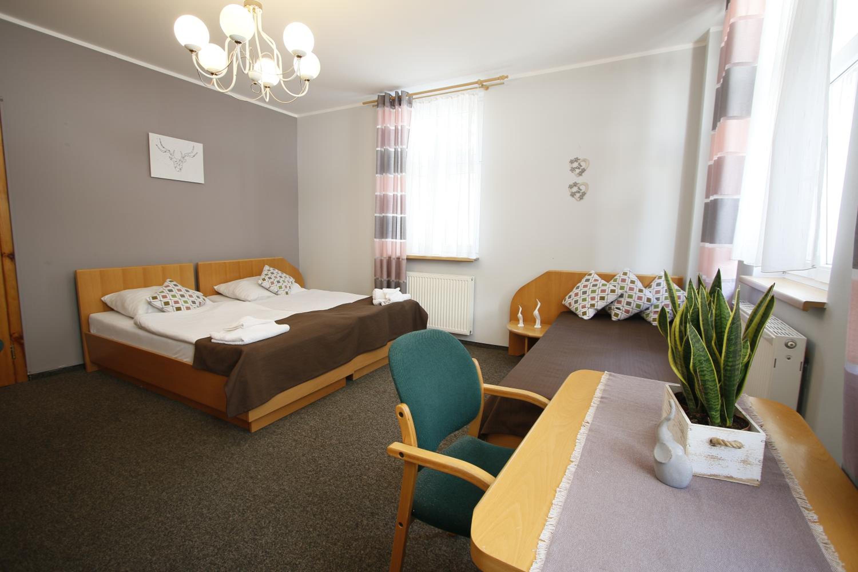 Triple Room with Bathroom photo 1
