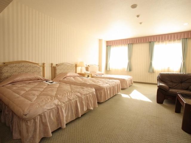 Triple Room - Non-Smoking