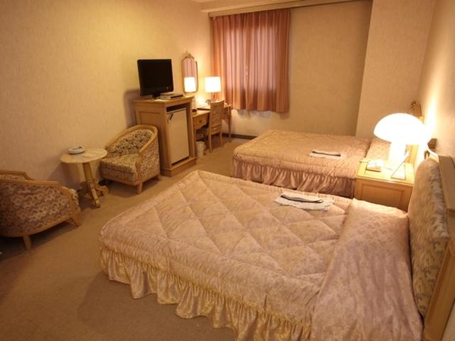 Economy Twin Room - Non-Smoking