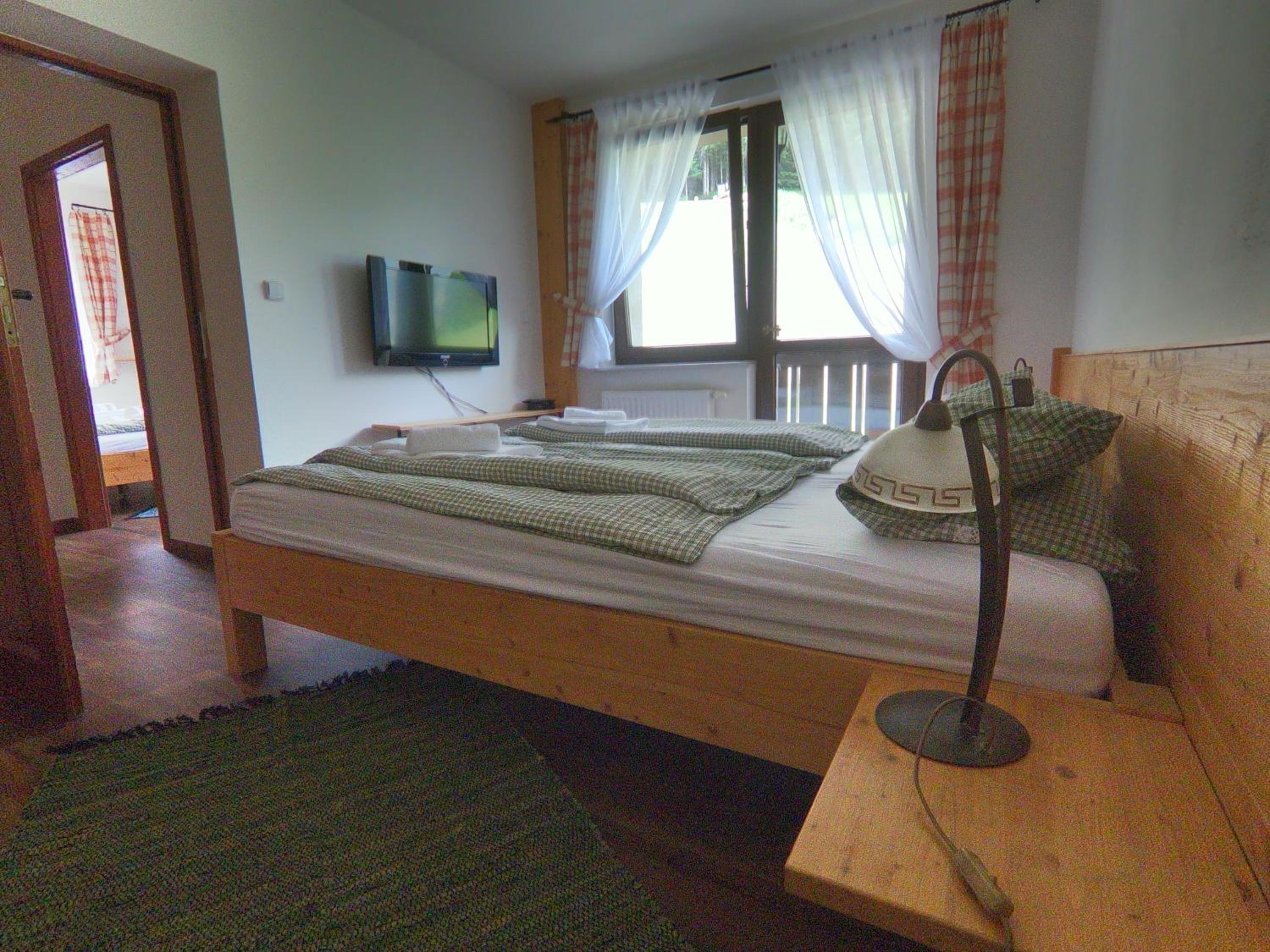 Family Room with Balcony photo 3