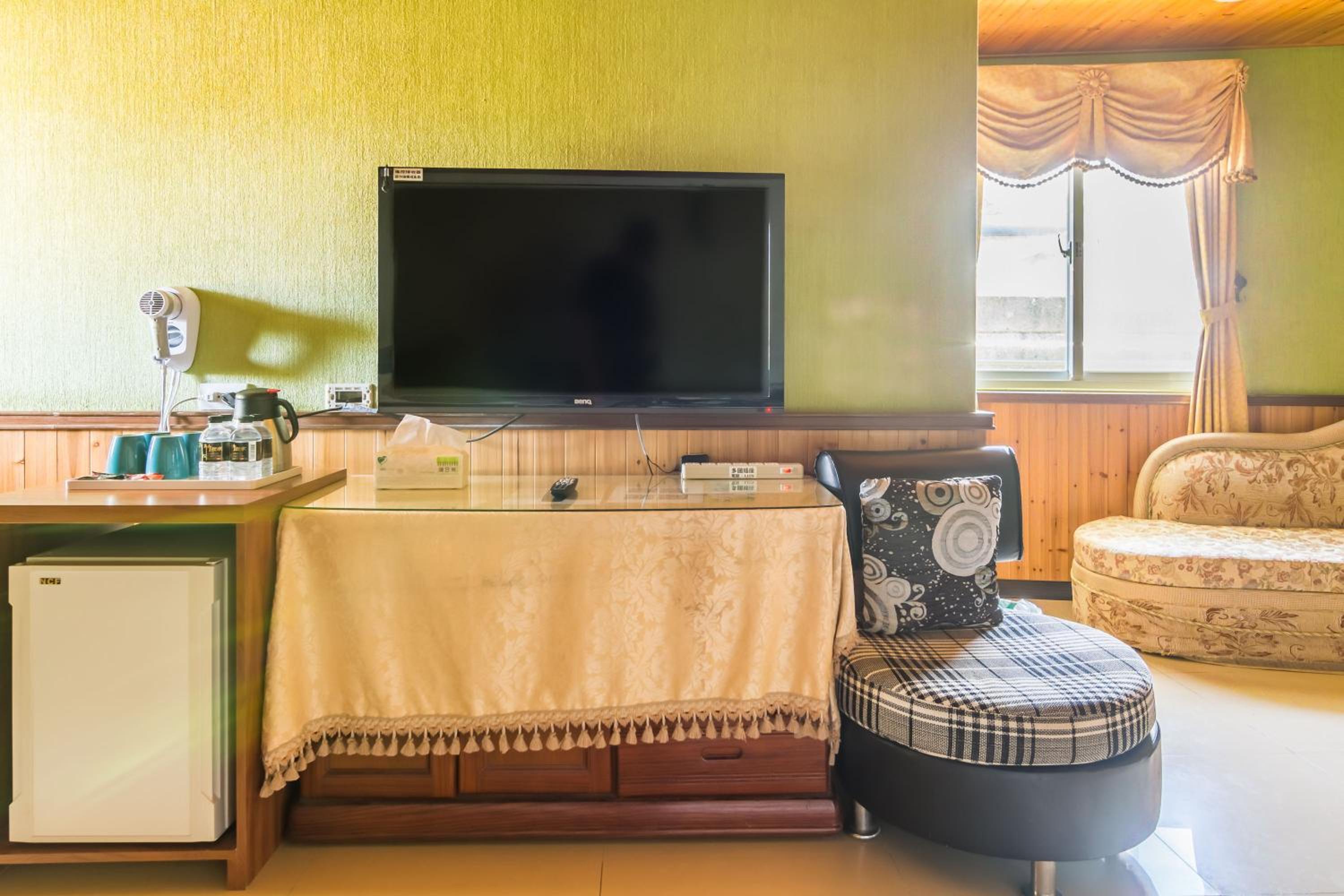 Quadruple Room With Spa Bath and Mountain View photo 3