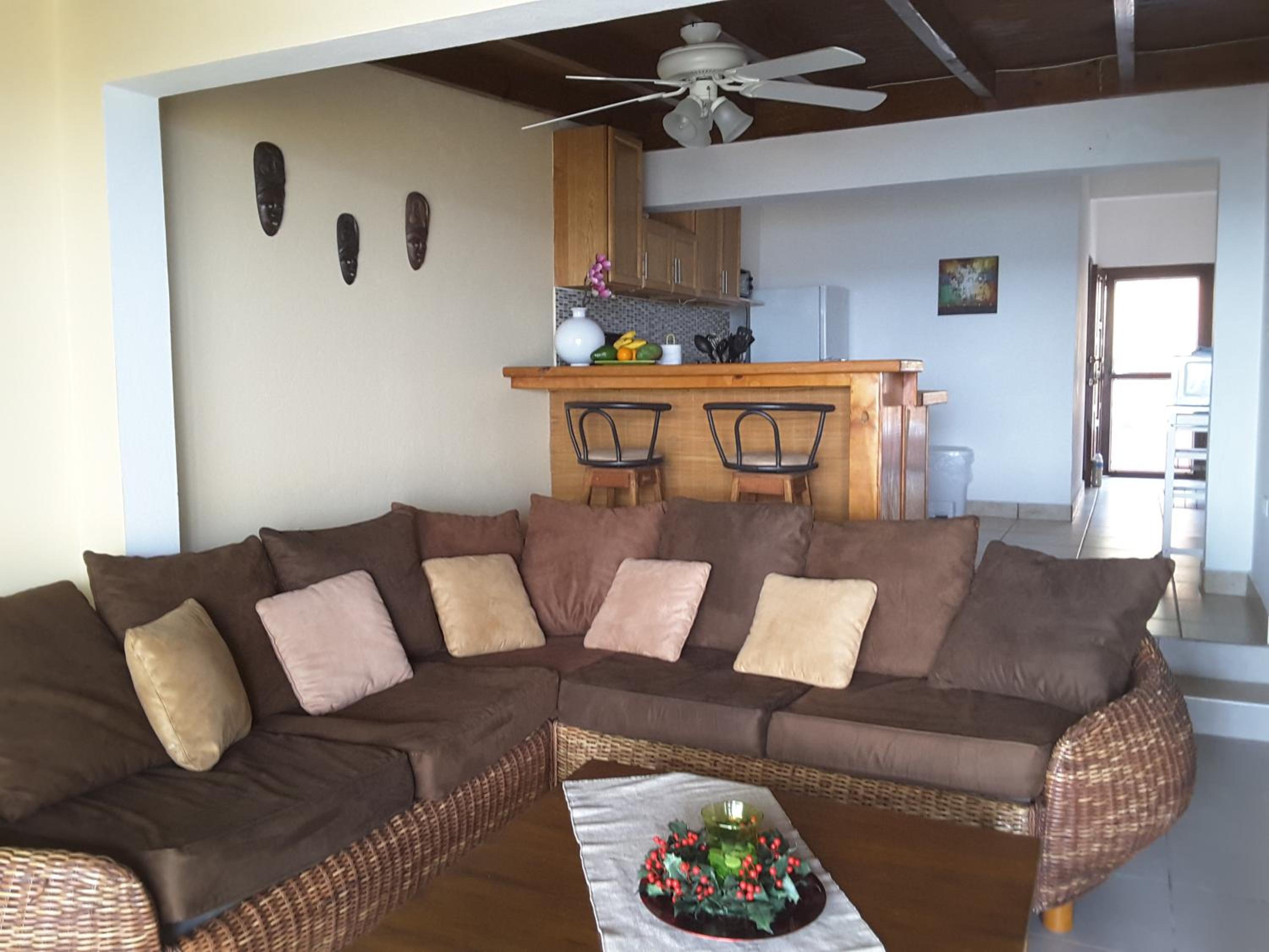 Superior 2bedroom/1bathroom oceanfront apartment  photo 3