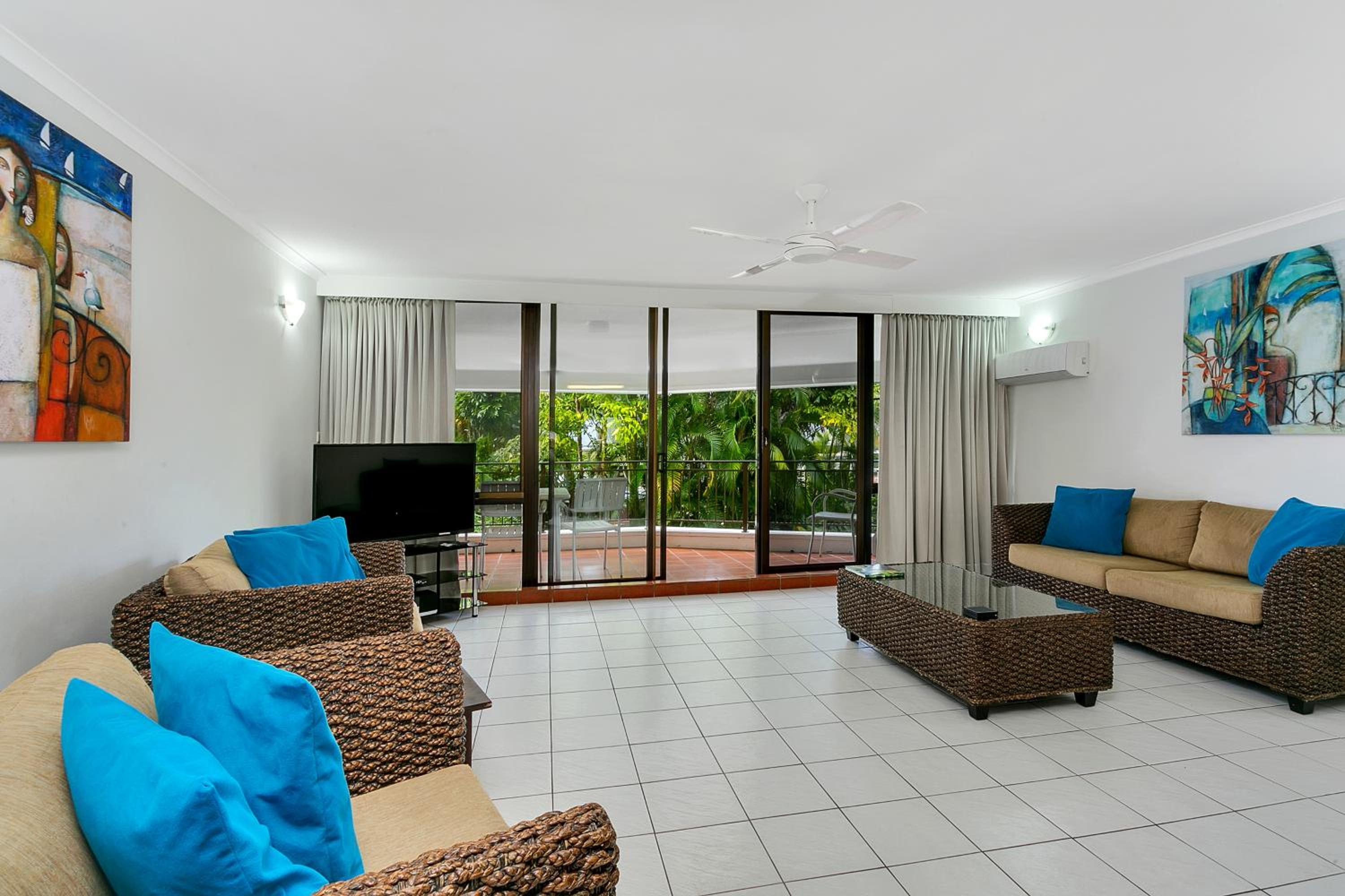 Two-Bedroom Apartment With Tropical View
