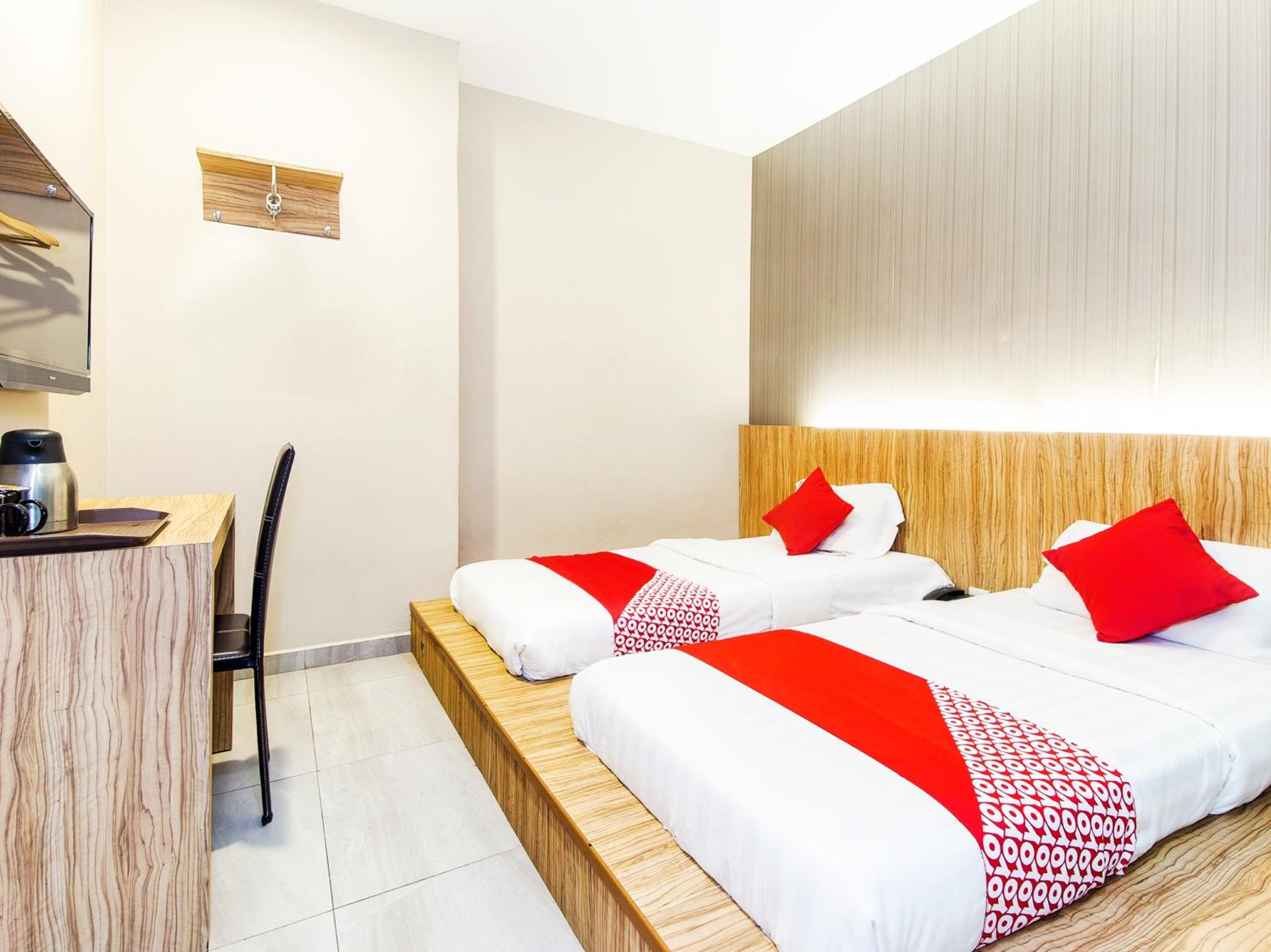 Standard Twin Room photo 2