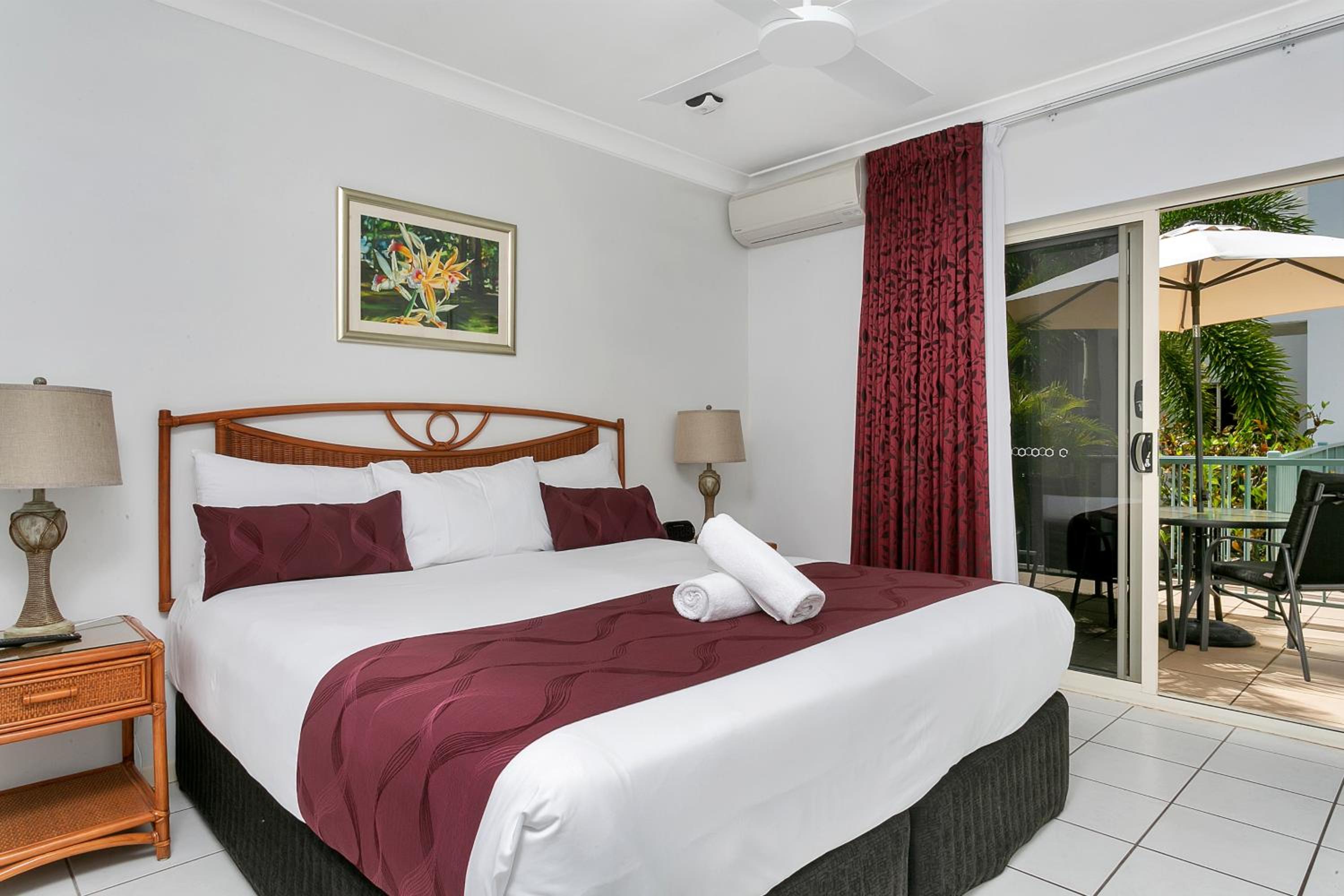 One-Bedroom Apartment Tropical View photo 3