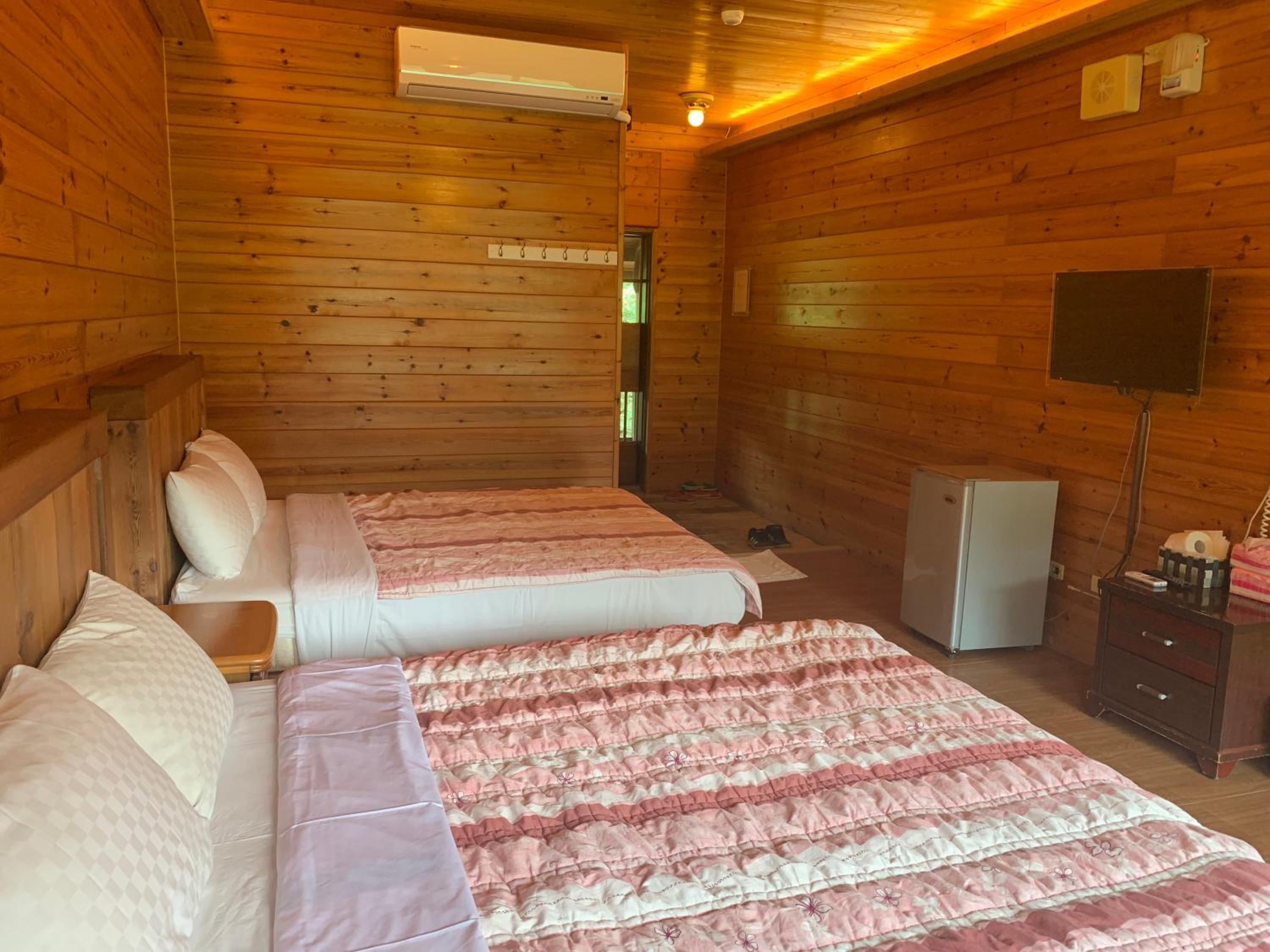 Standard Quadruple Room photo 3