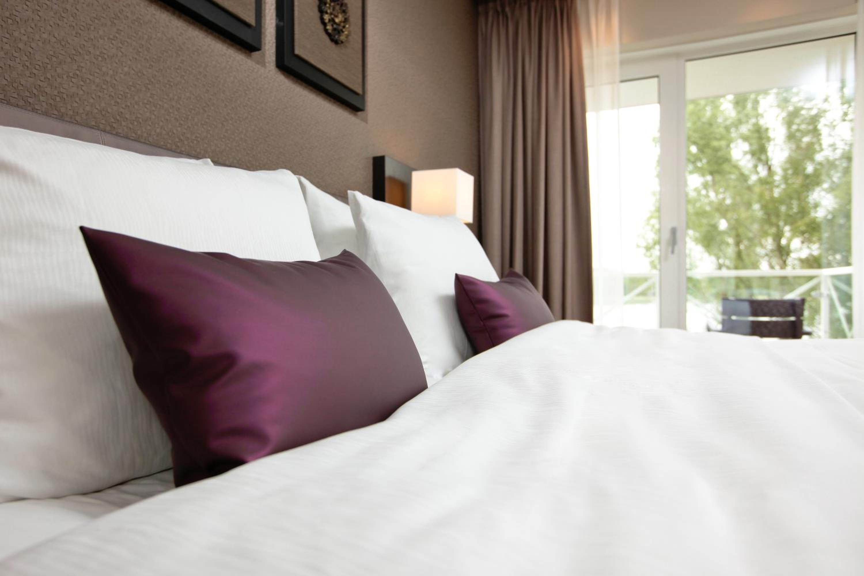Deluxe Double Room with Spa Access - Photo 2
