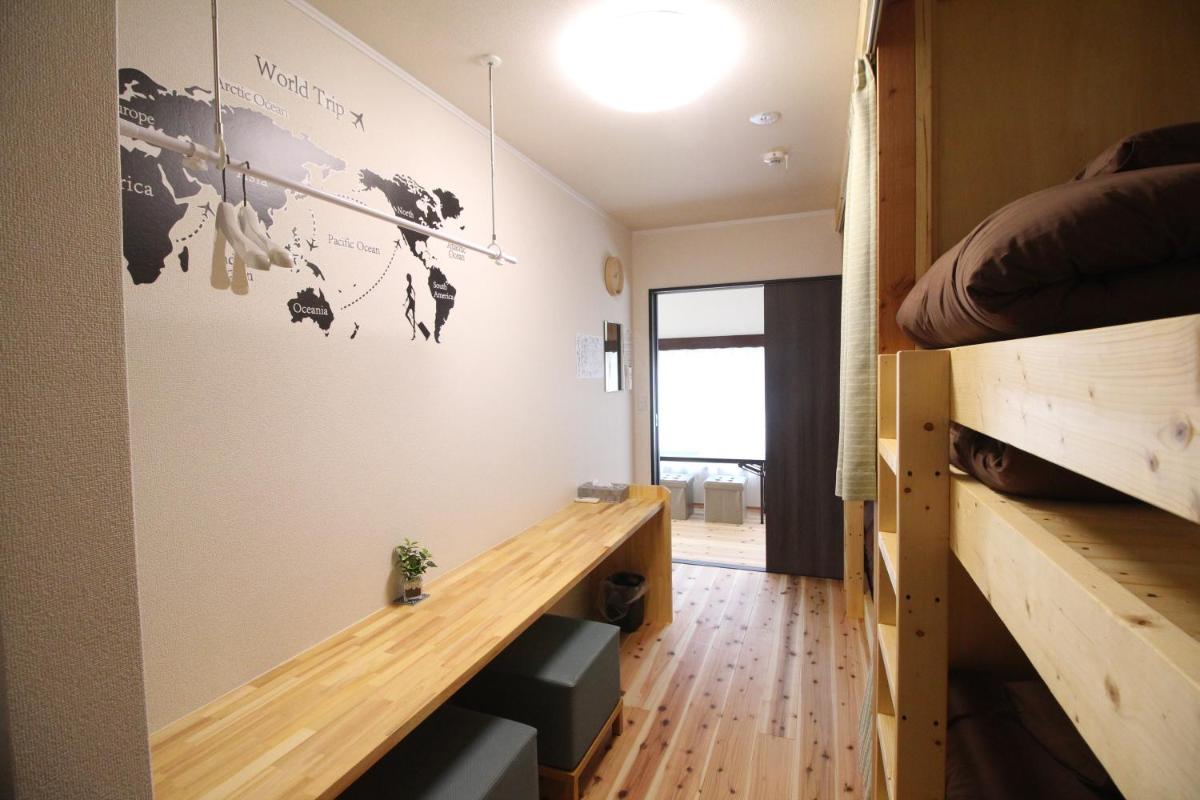 Bunk Bed in Male Dormitory Room with Shared Bathroom photo 2