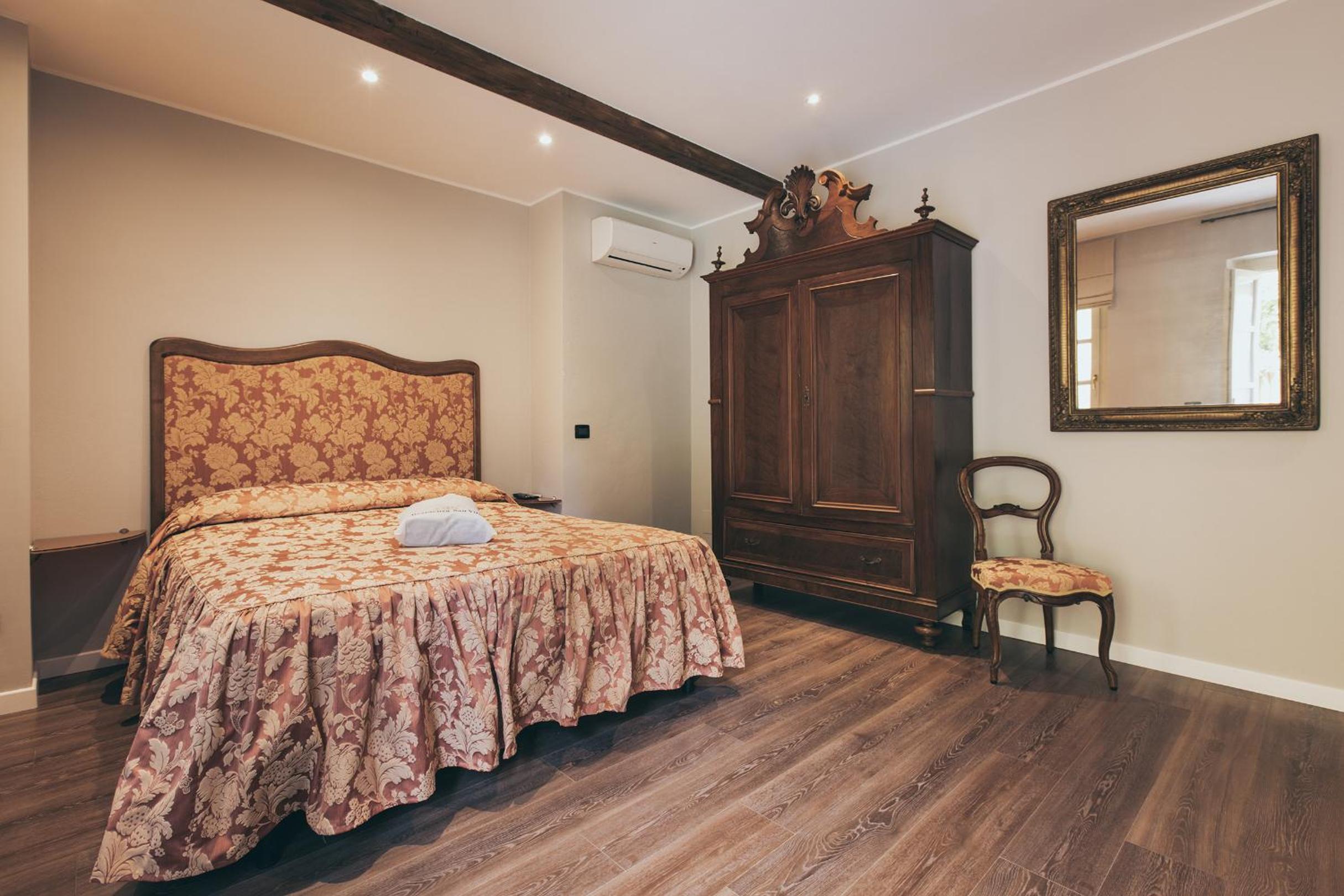 Junior Suite with Garden View - Photo 8