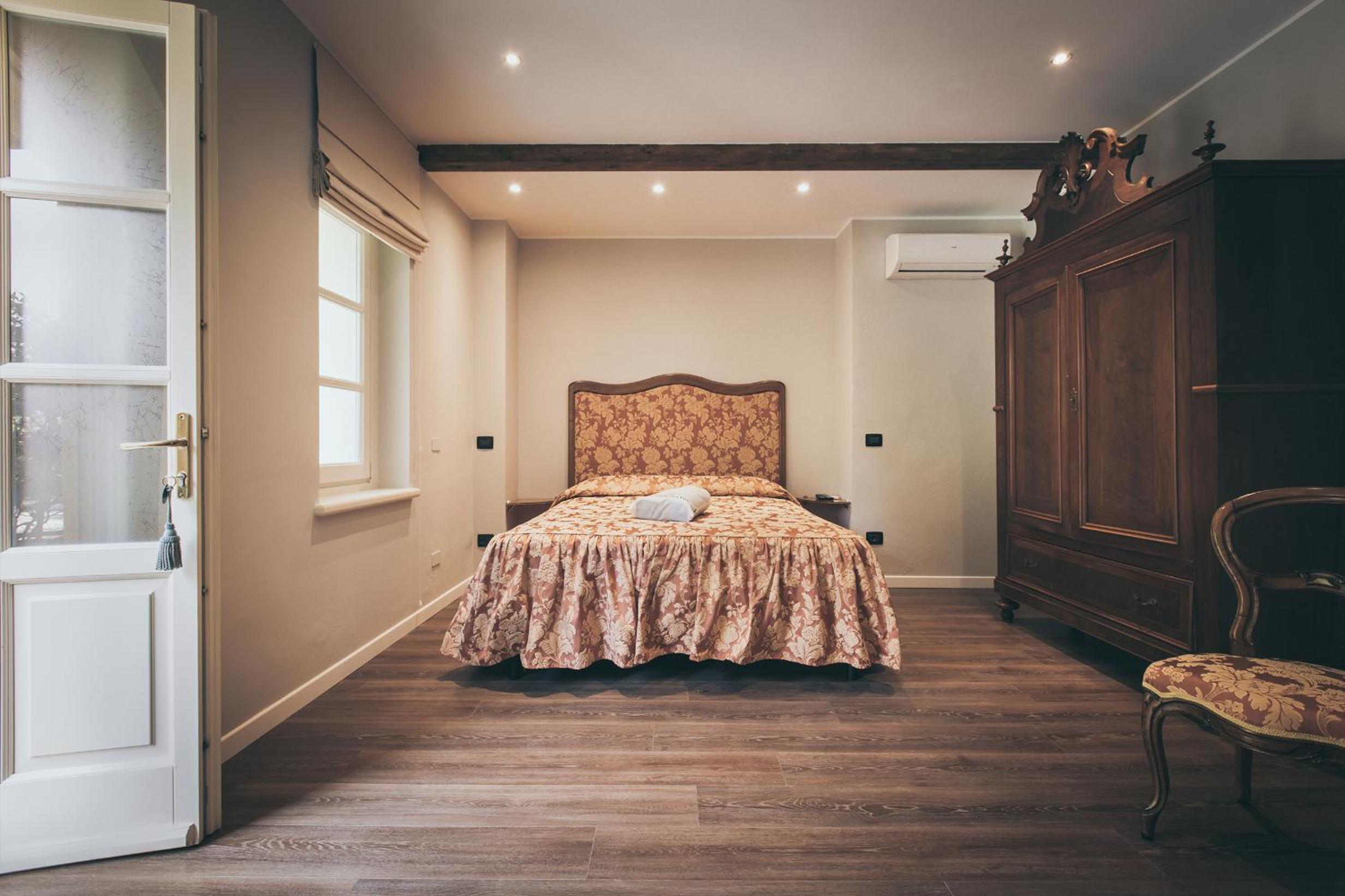 Junior Suite with Garden View - Photo 9