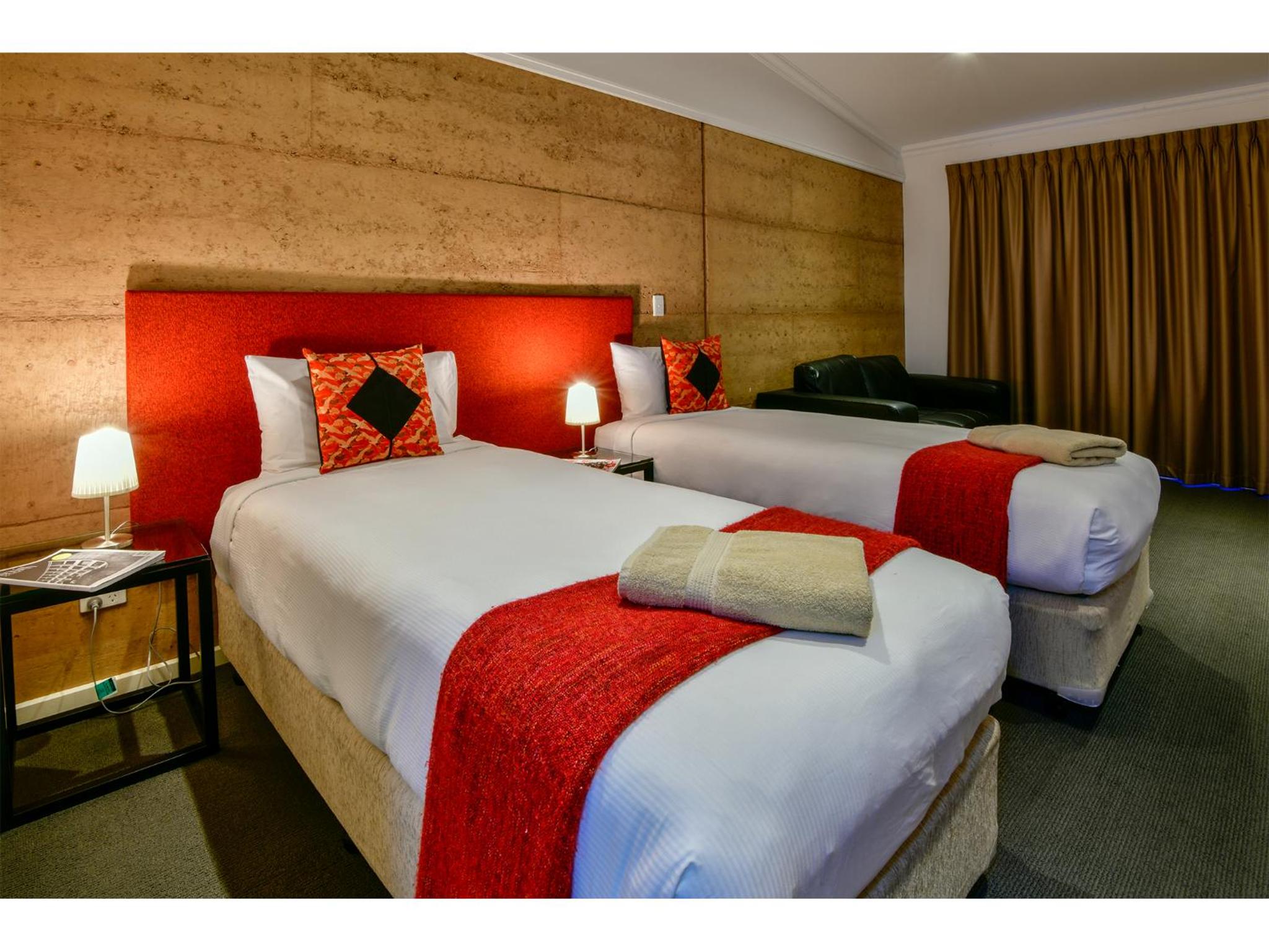 Deluxe Twin Room photo 2