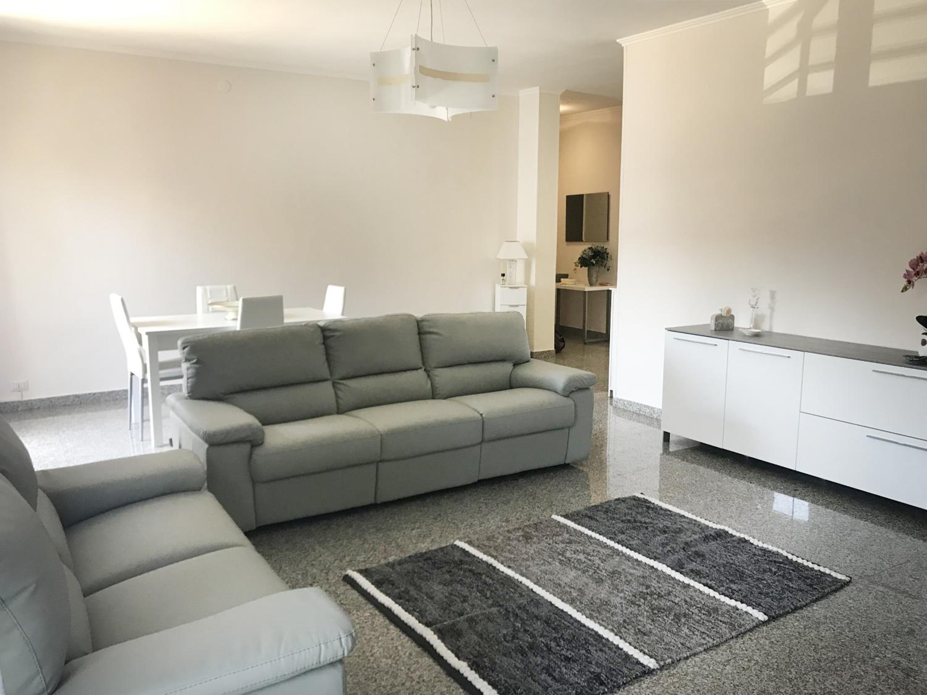 Three-Bedroom House photo 2