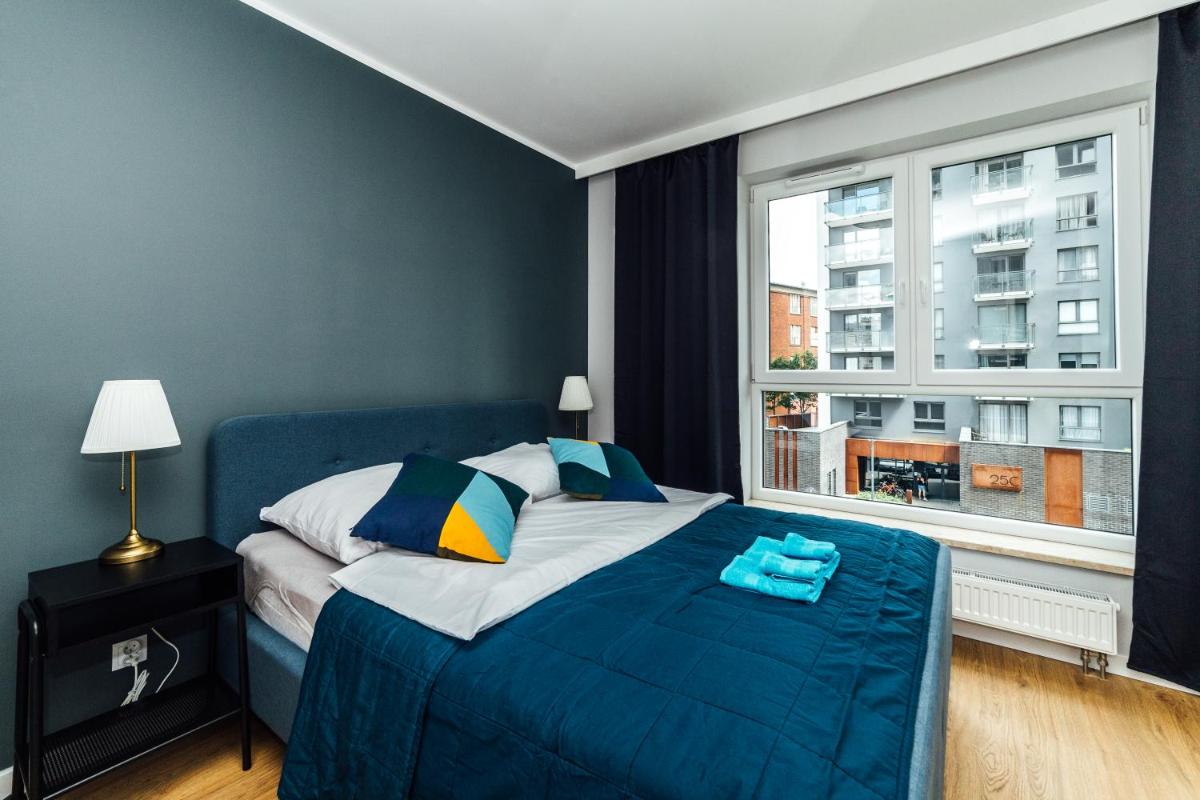 One-Bedroom Apartment - Photo 2