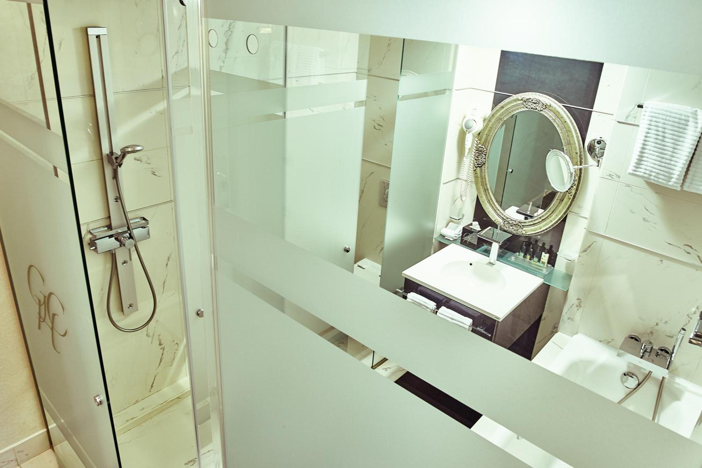 Deluxe Twin Room - Photo 5