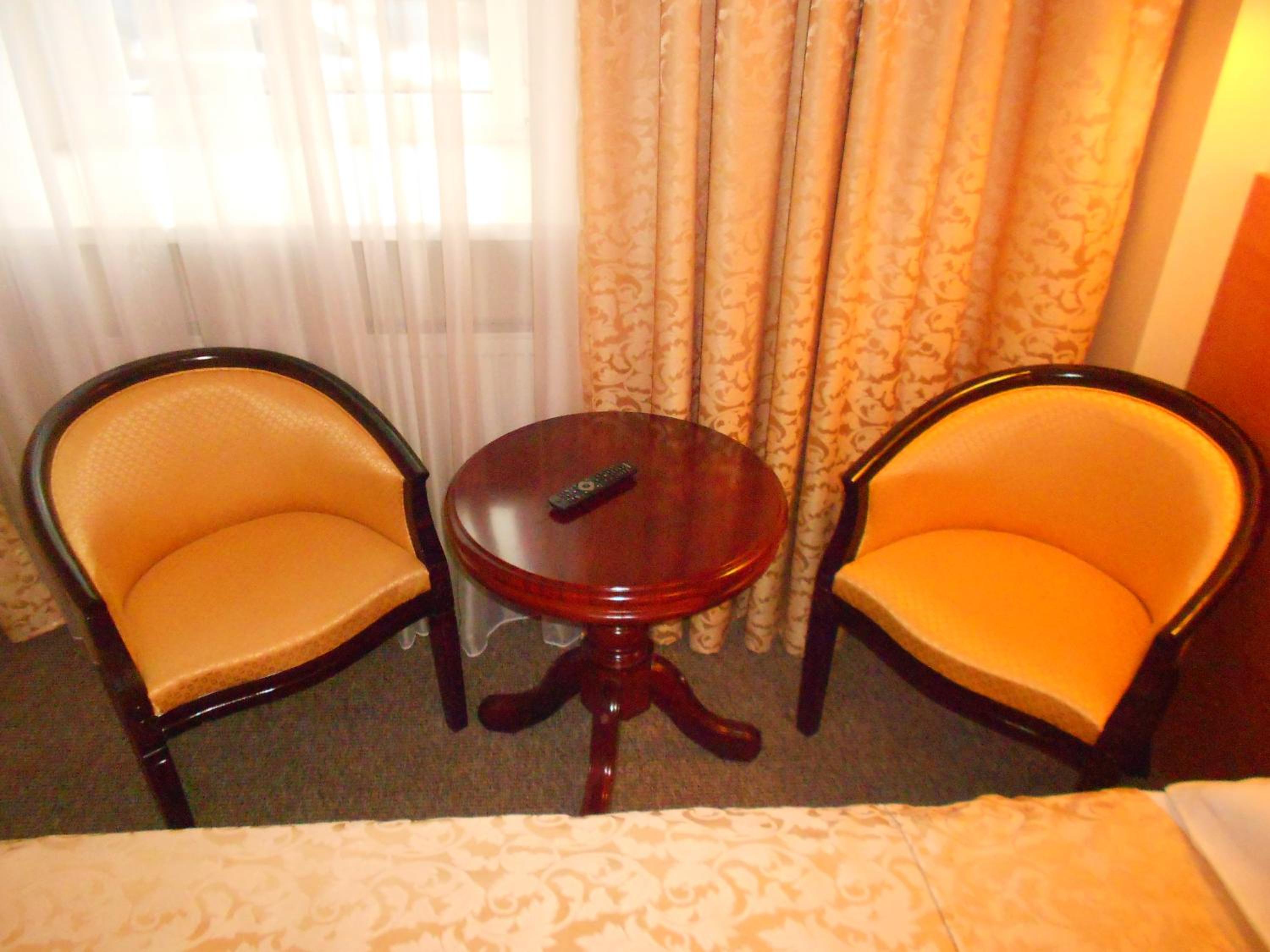 Double Room - Photo 11