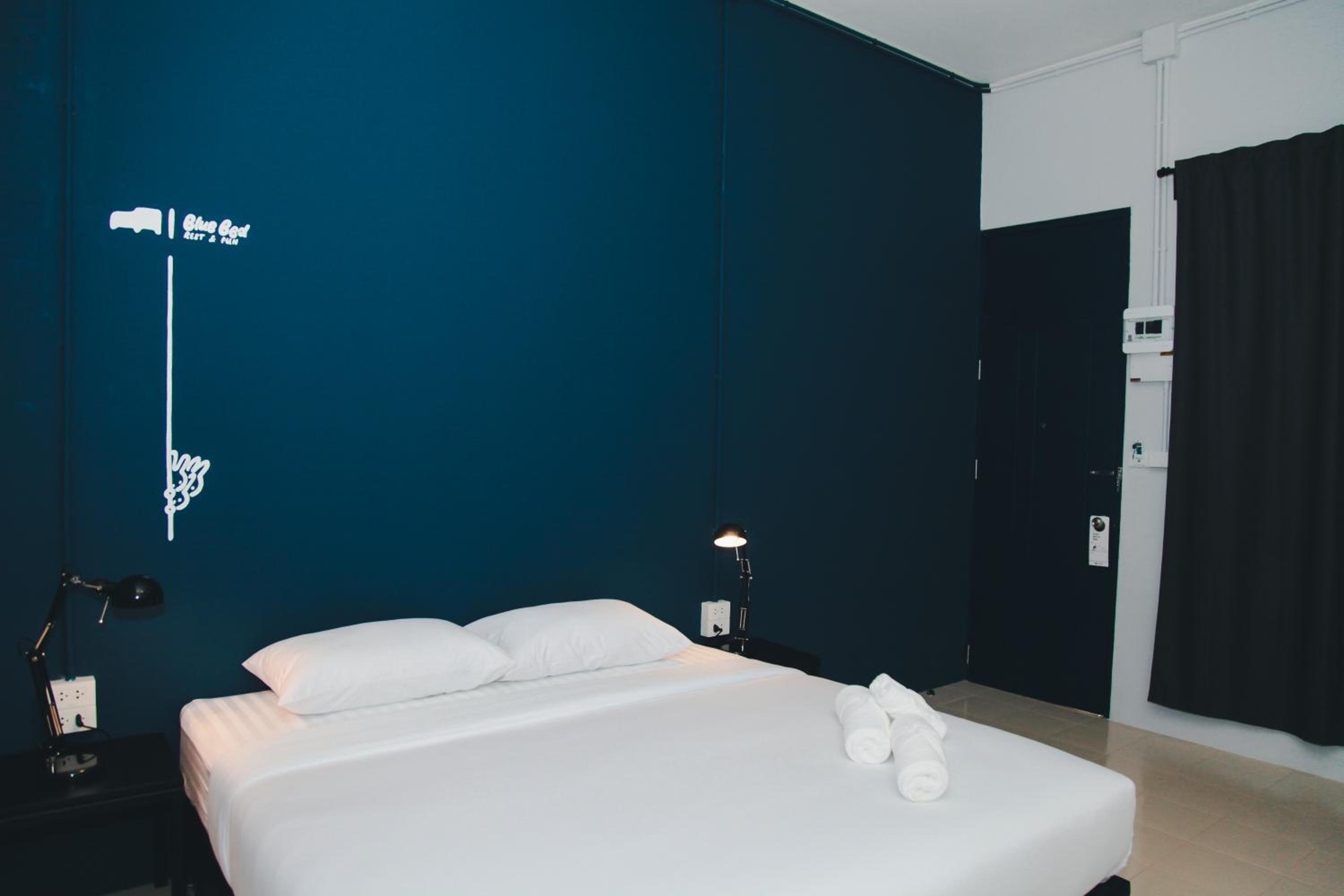 Double Room - Photo 5