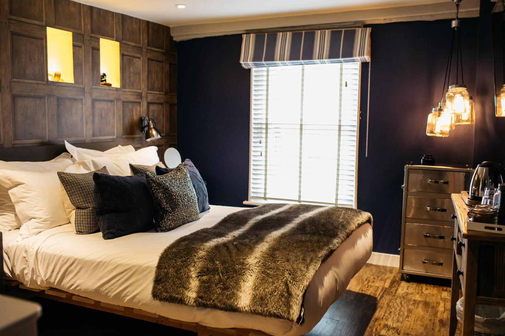 Small Double Room - Photo 2