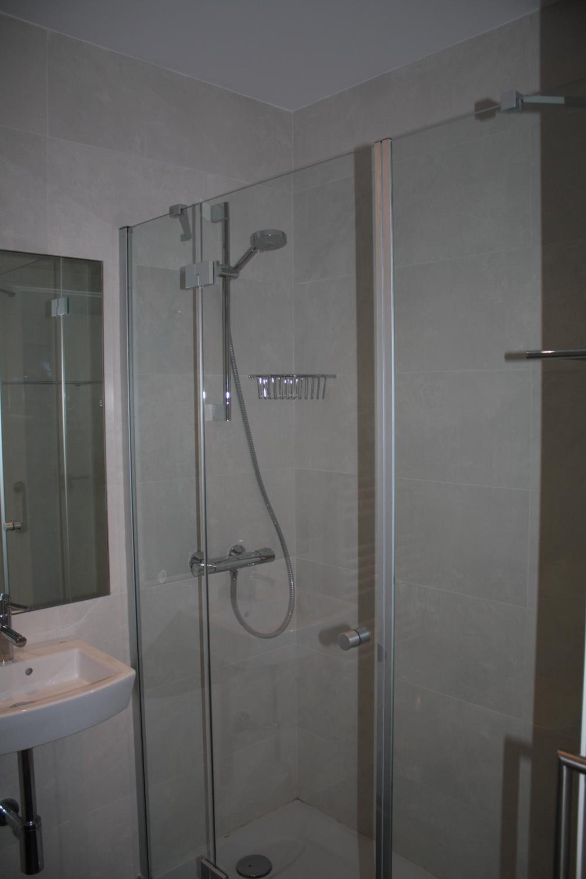 Economy Double Room photo 3