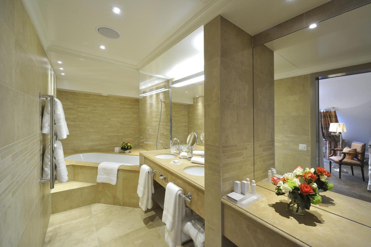 Duplex Suite with Twin Beds