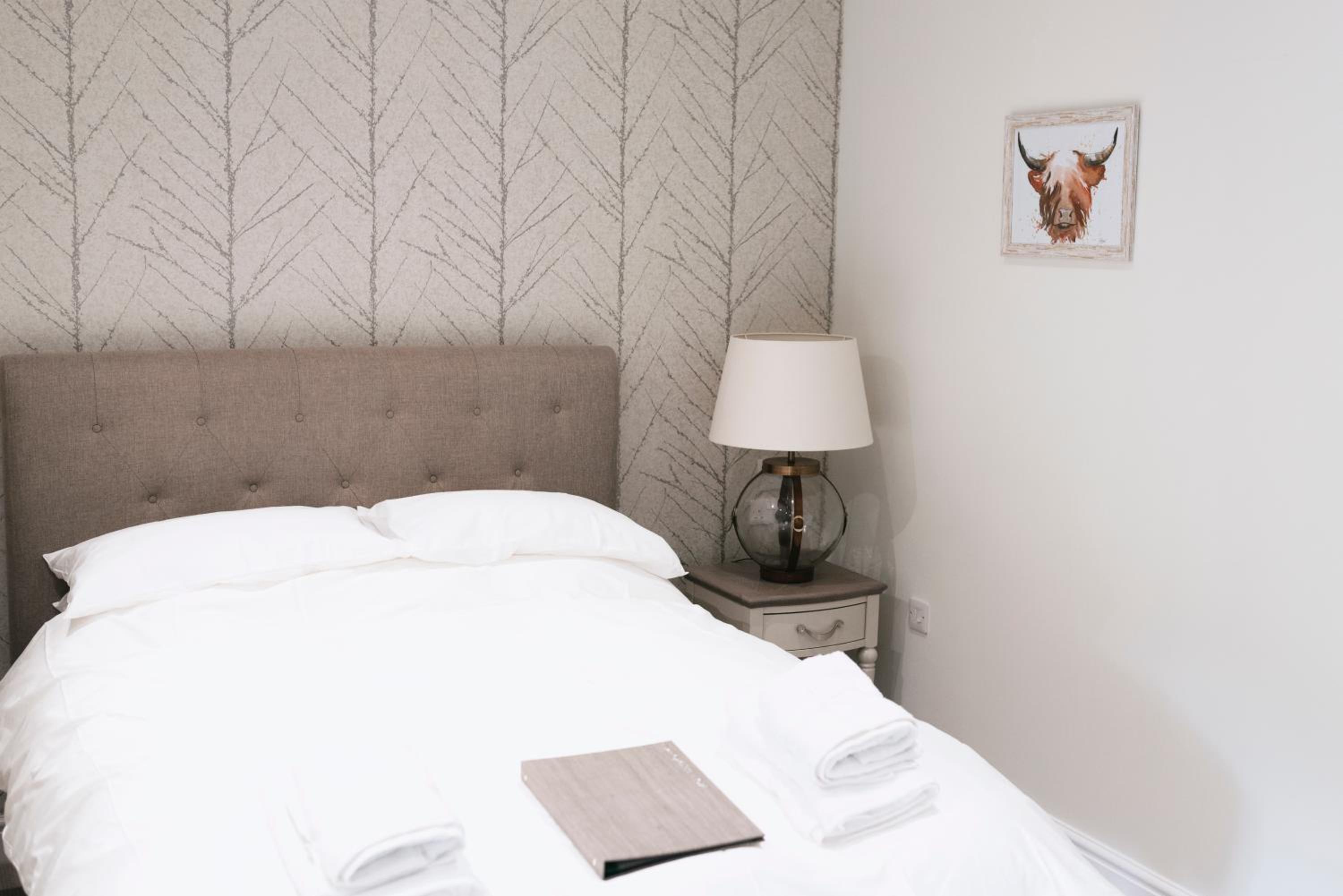 Deluxe Double Room - Photo 8