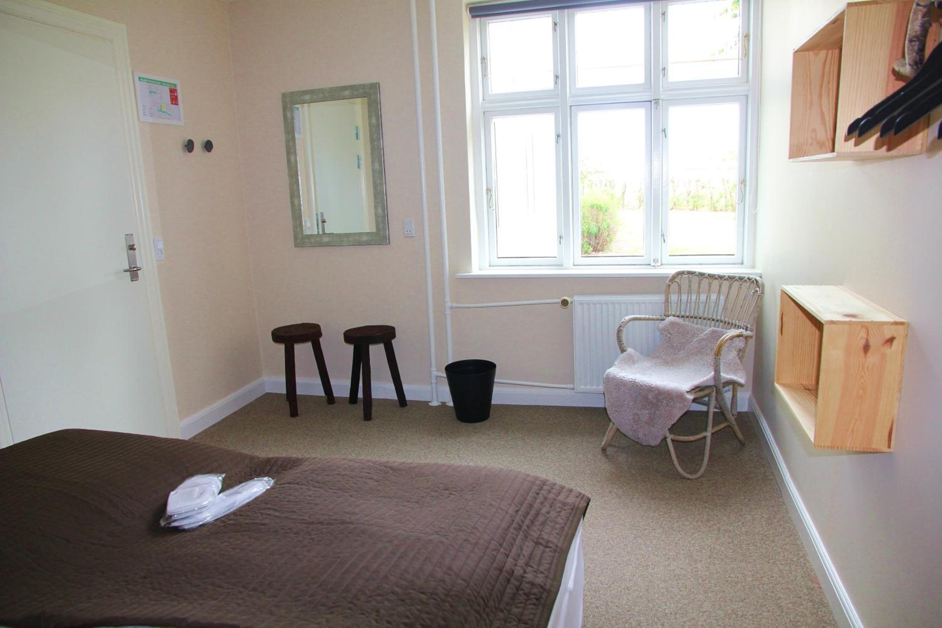 Double Room with Shared Bathroom photo 3
