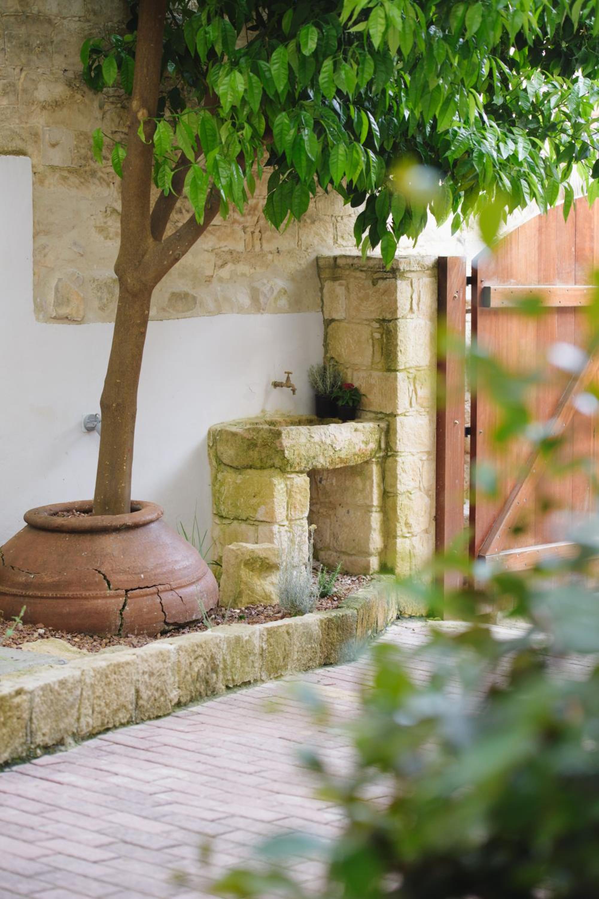 Studio with Garden View photo 2