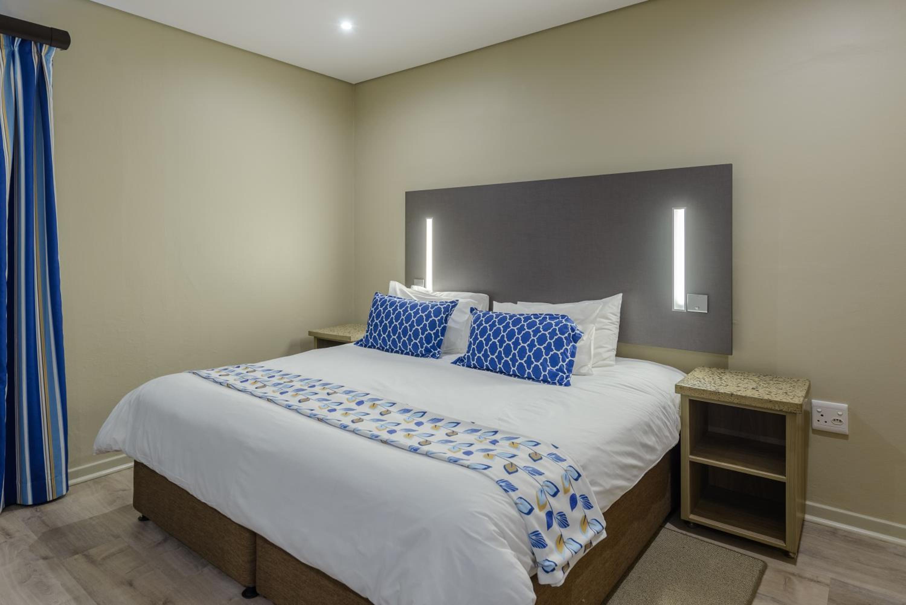 Classic Double Room - No Sea View photo 1