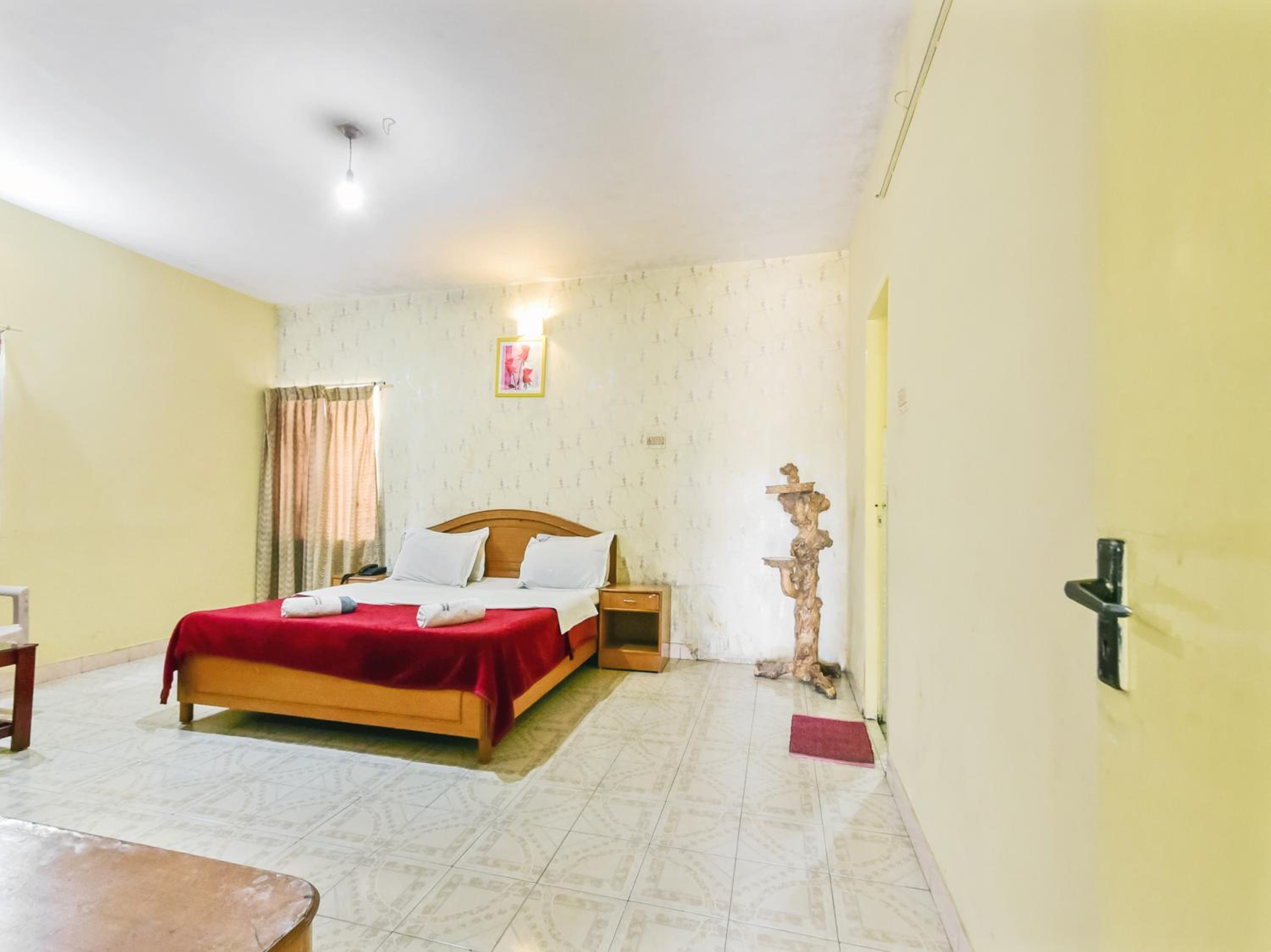 Super Deluxe Double Room - Photo 18