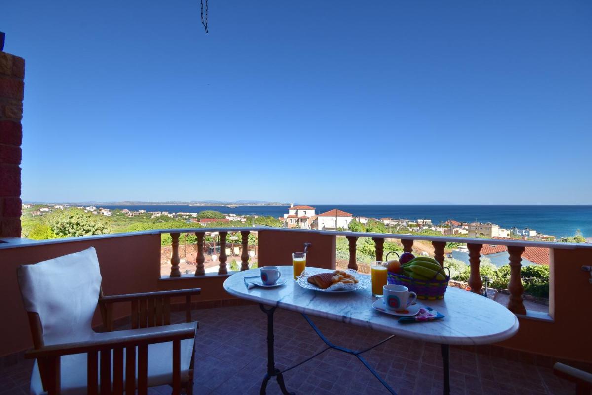 Apartment with Sea View photo 2