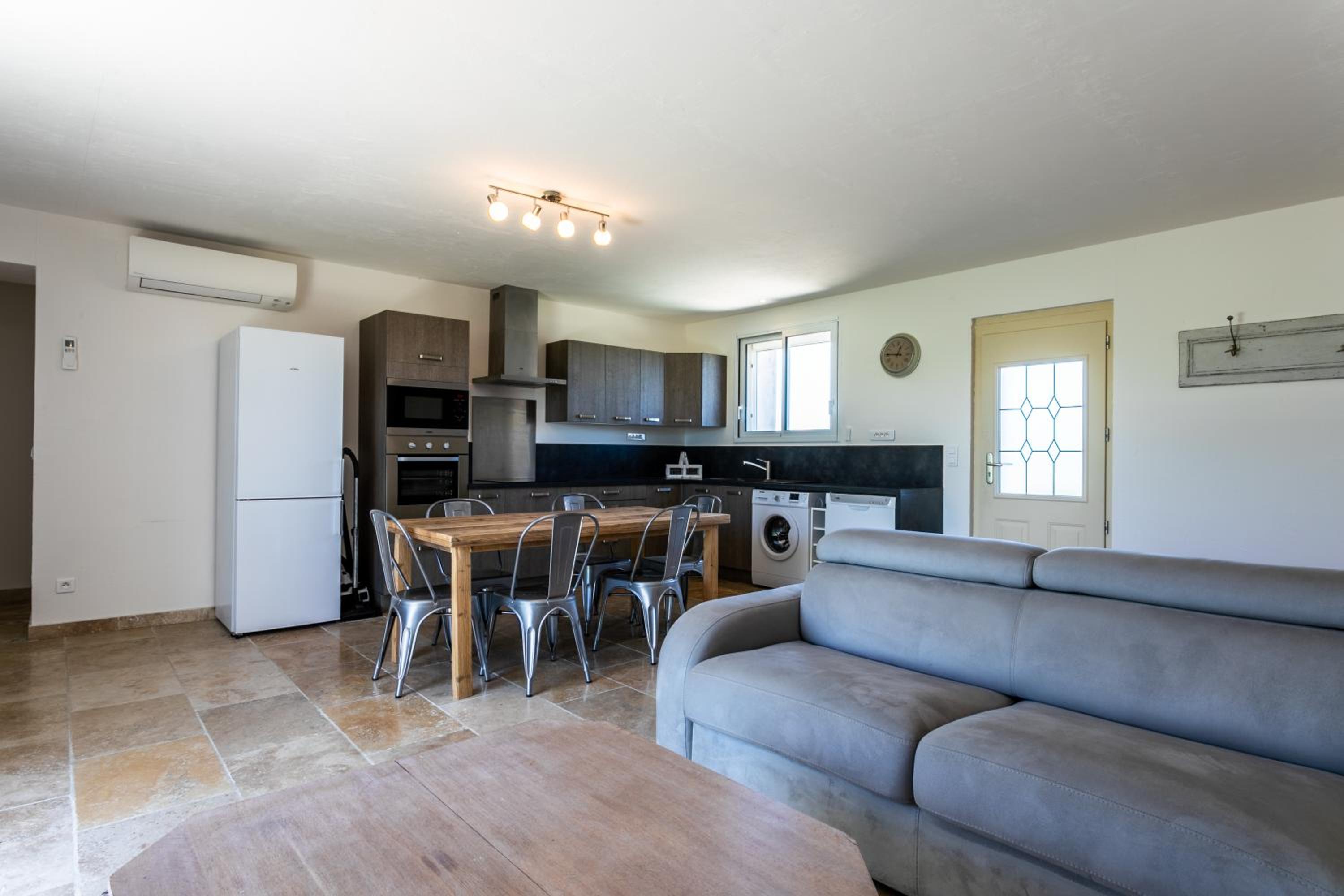 Two-Bedroom House photo 3