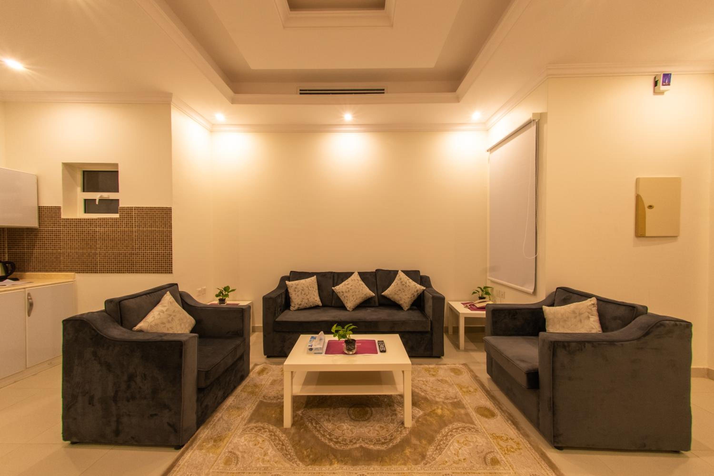 Apartment - Photo 8