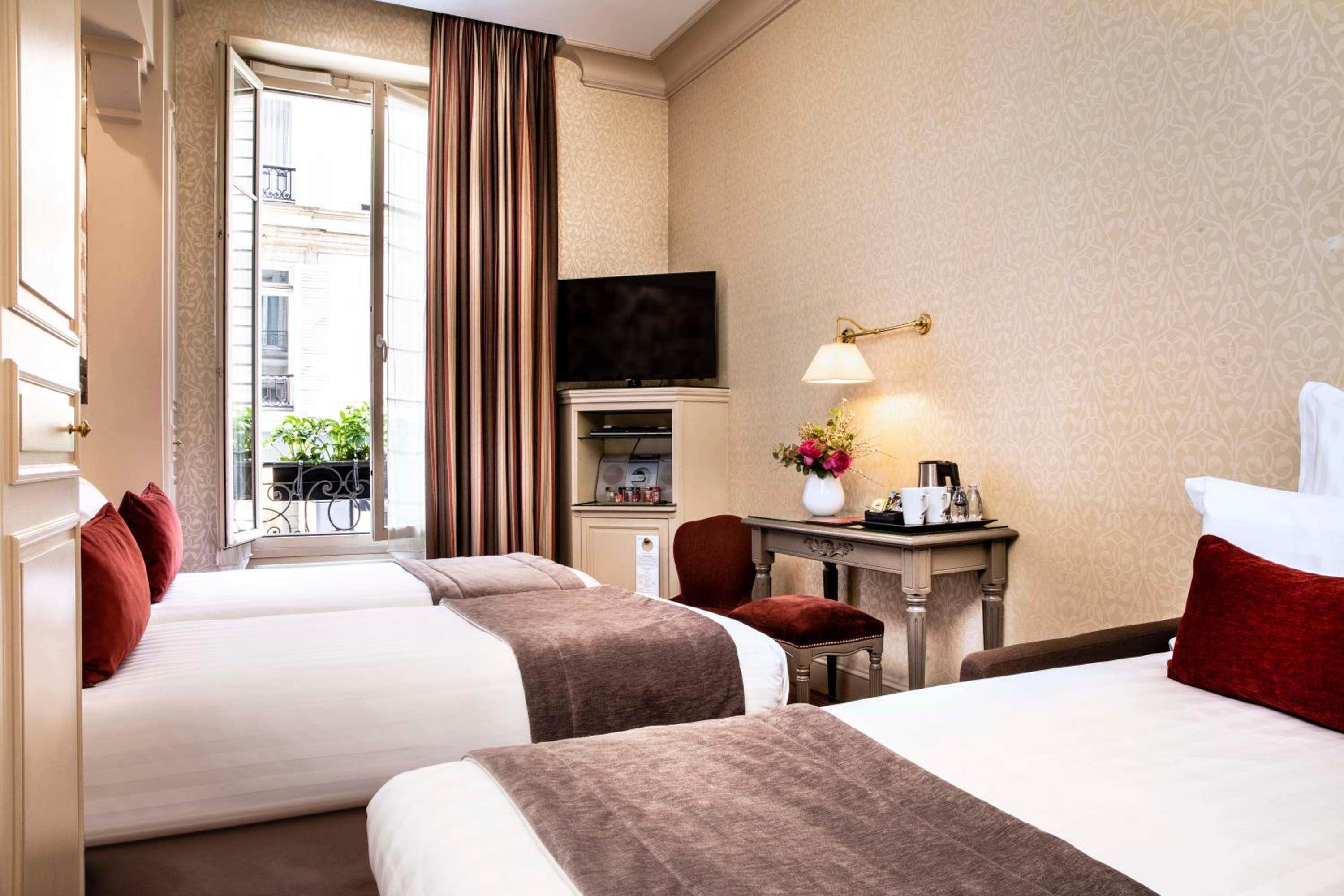 Superior Triple Room photo 1