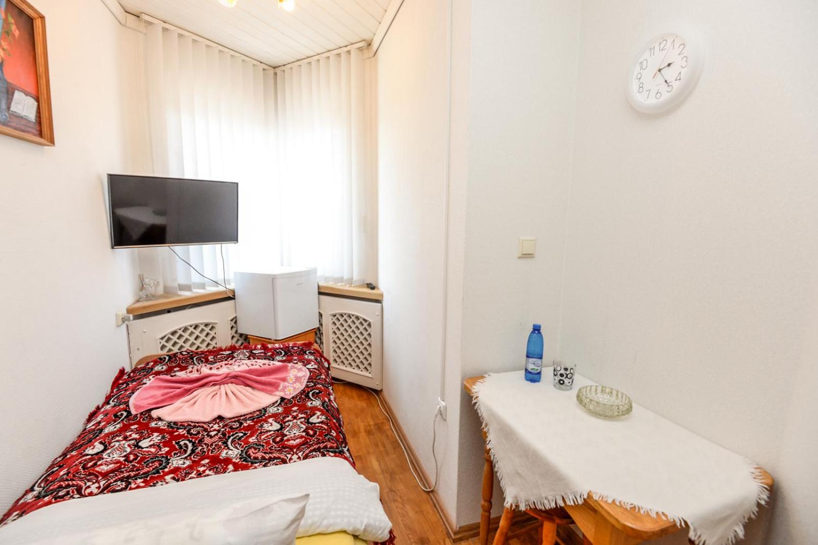 Small Single Room photo 1