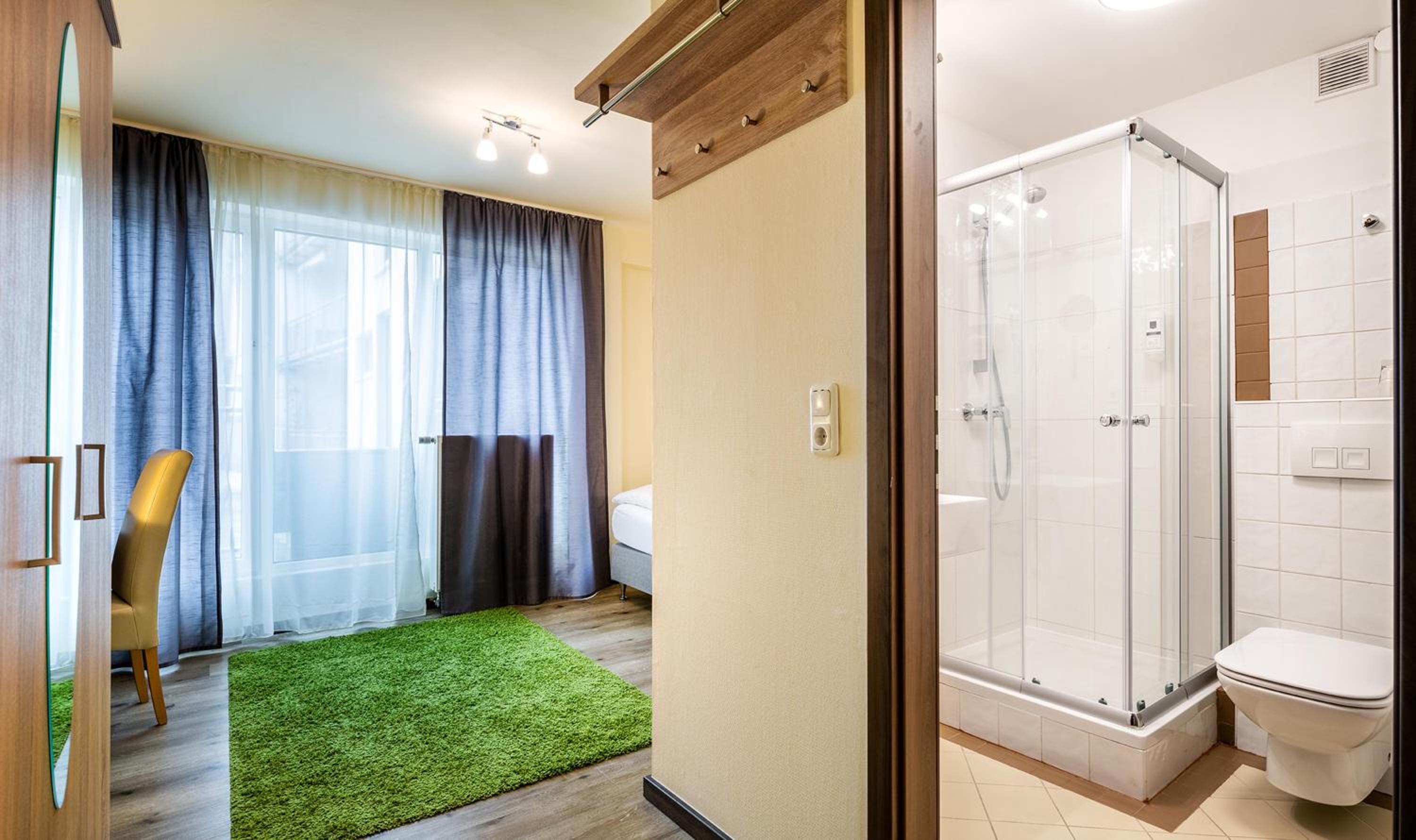 Double Room - Photo 6