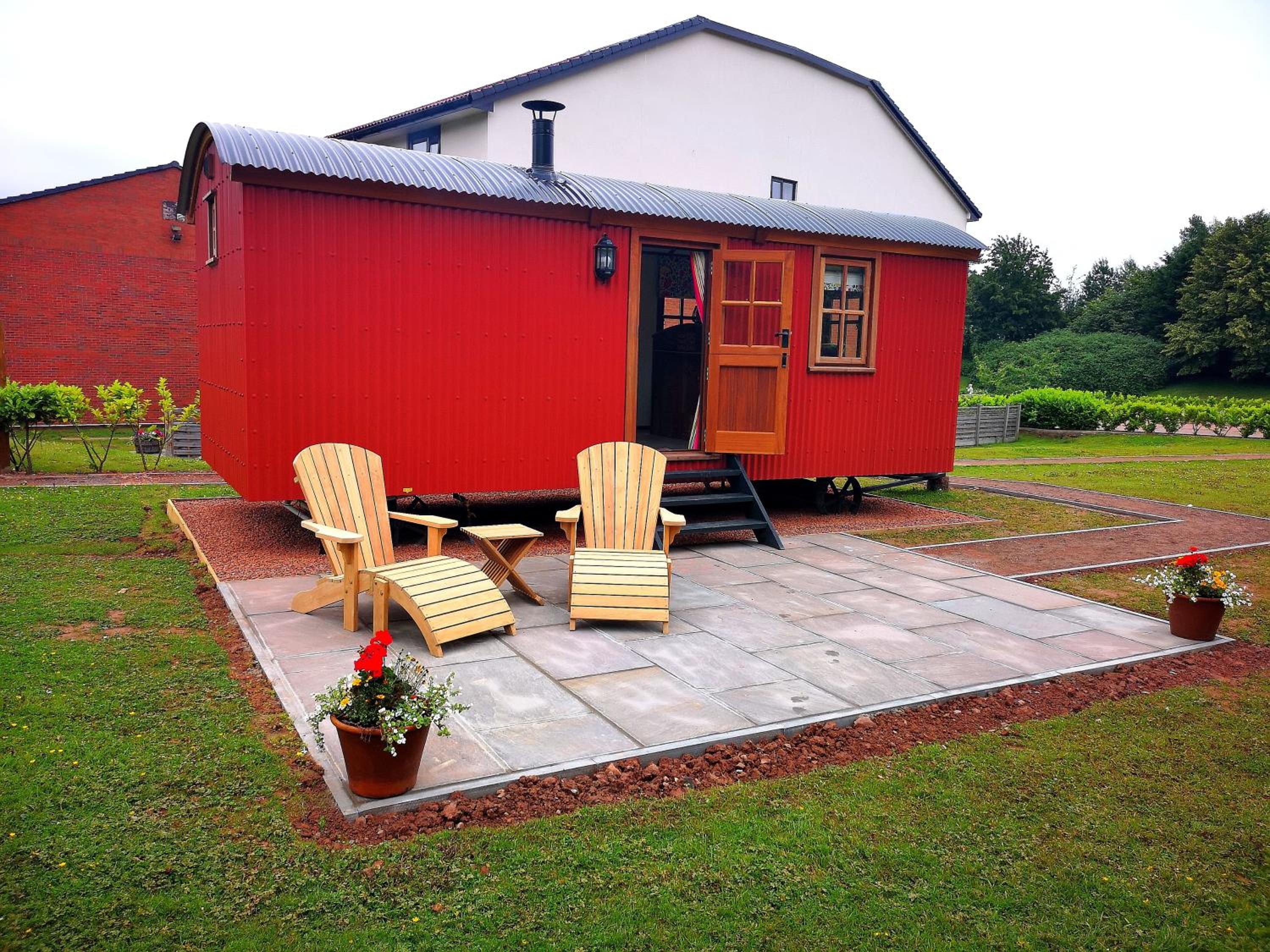 Shepherds Hut photo 2