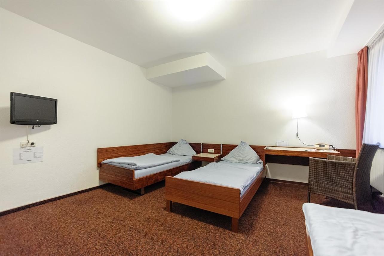 Triple Room - Photo 1