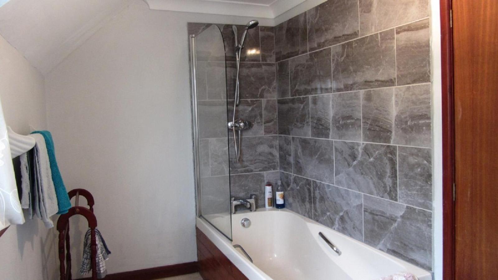 Family Suite - Photo 9