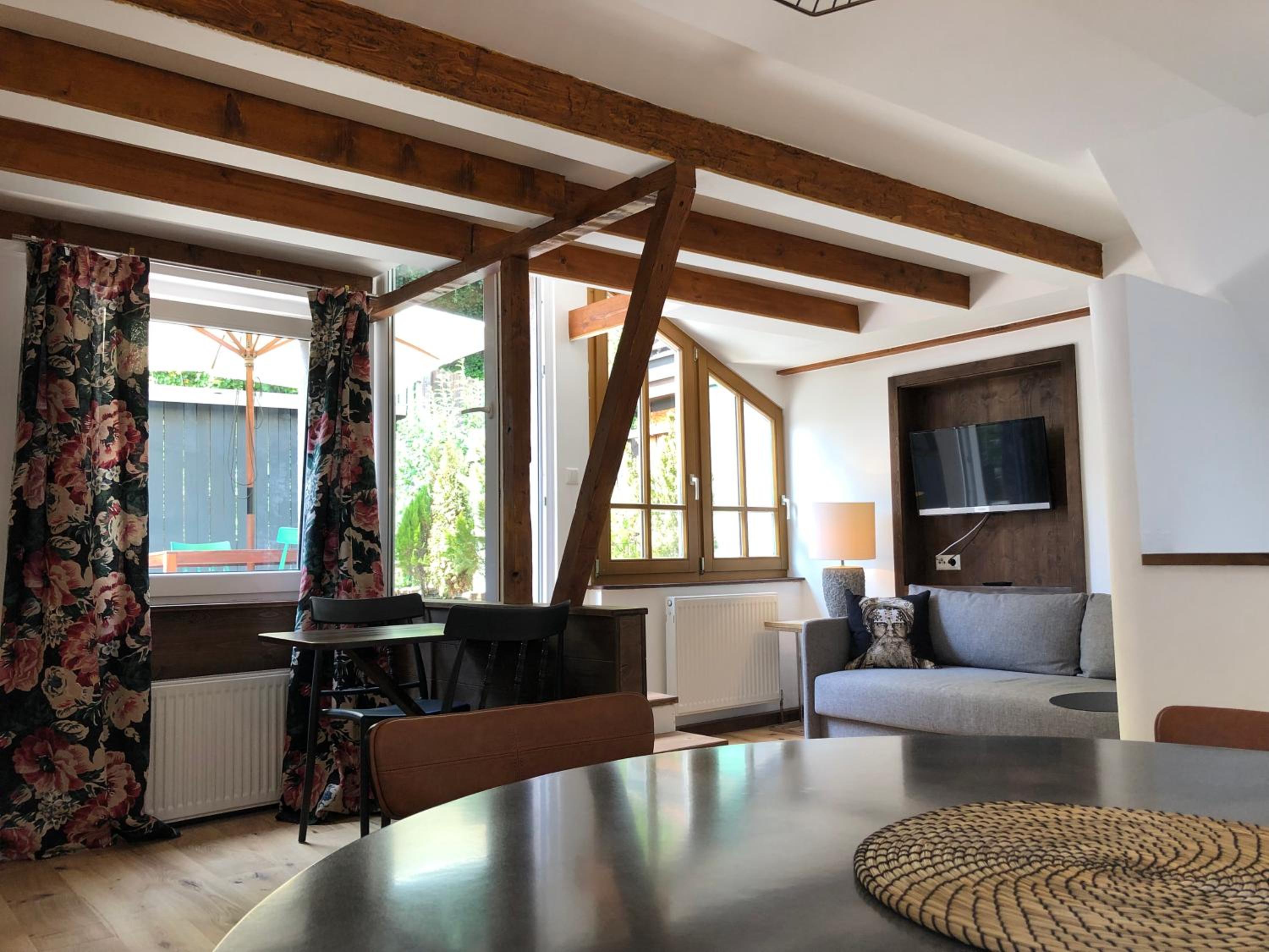 Studio Apartment with Terrace photo 1