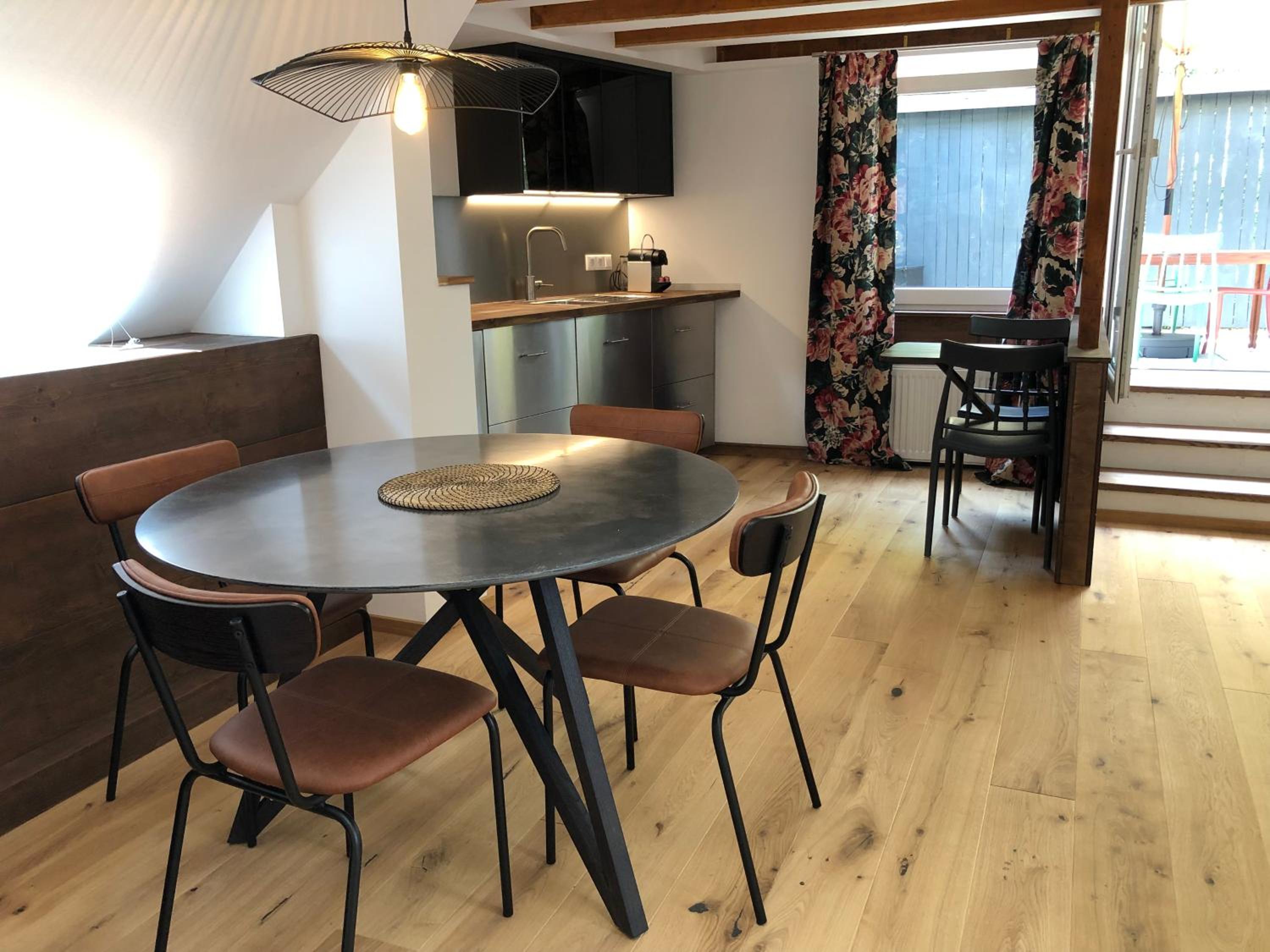 Studio Apartment with Terrace photo 3