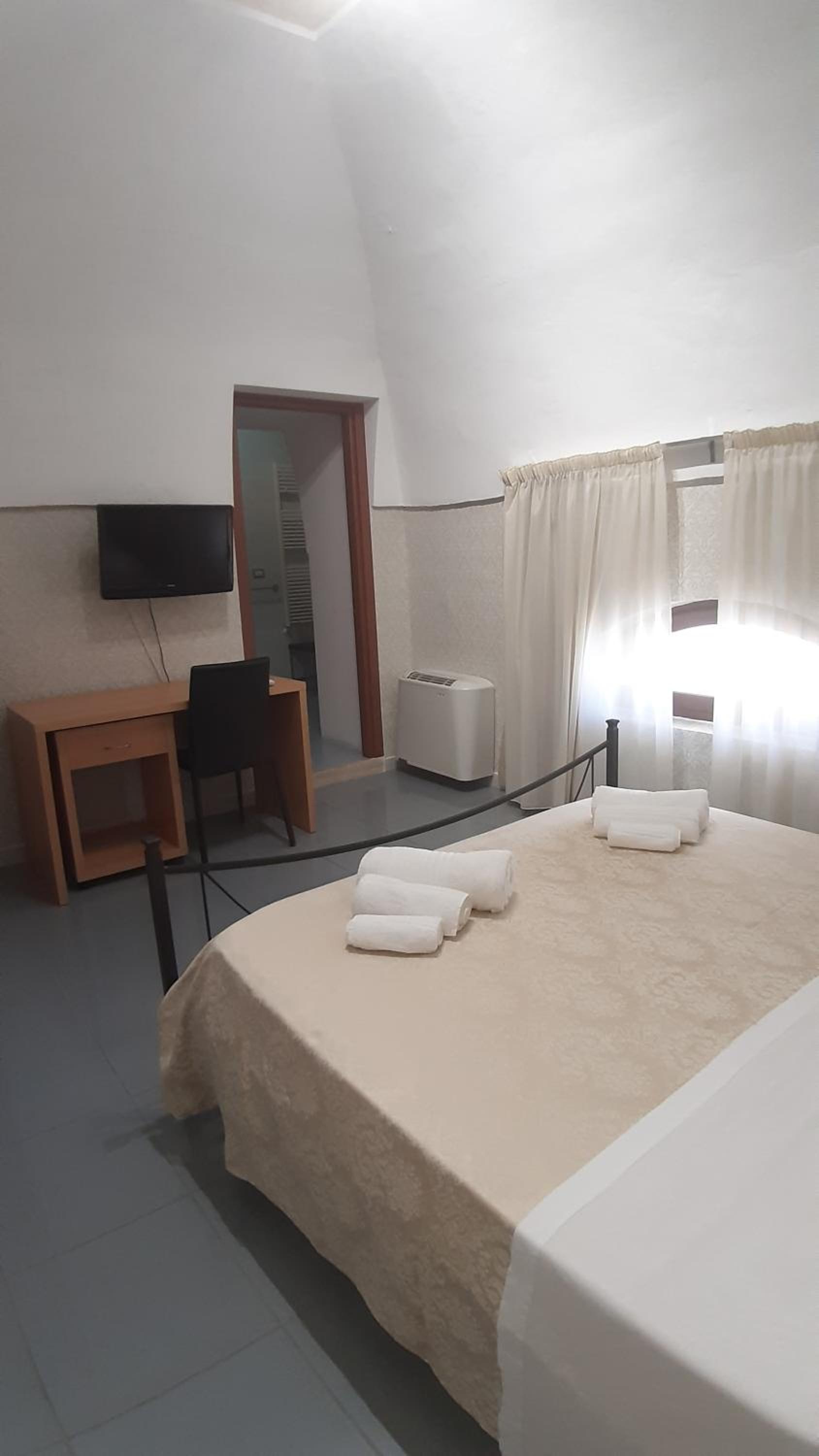 Double or Twin Room photo 2