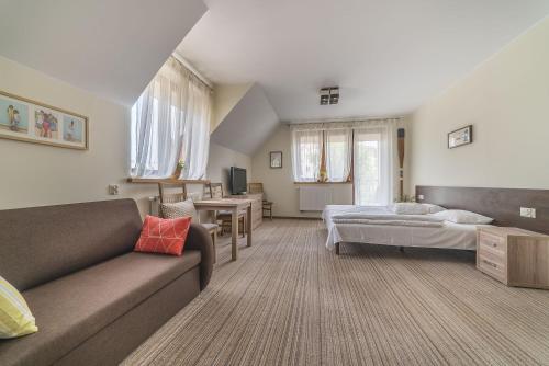 Triple Room with Balcony photo 3