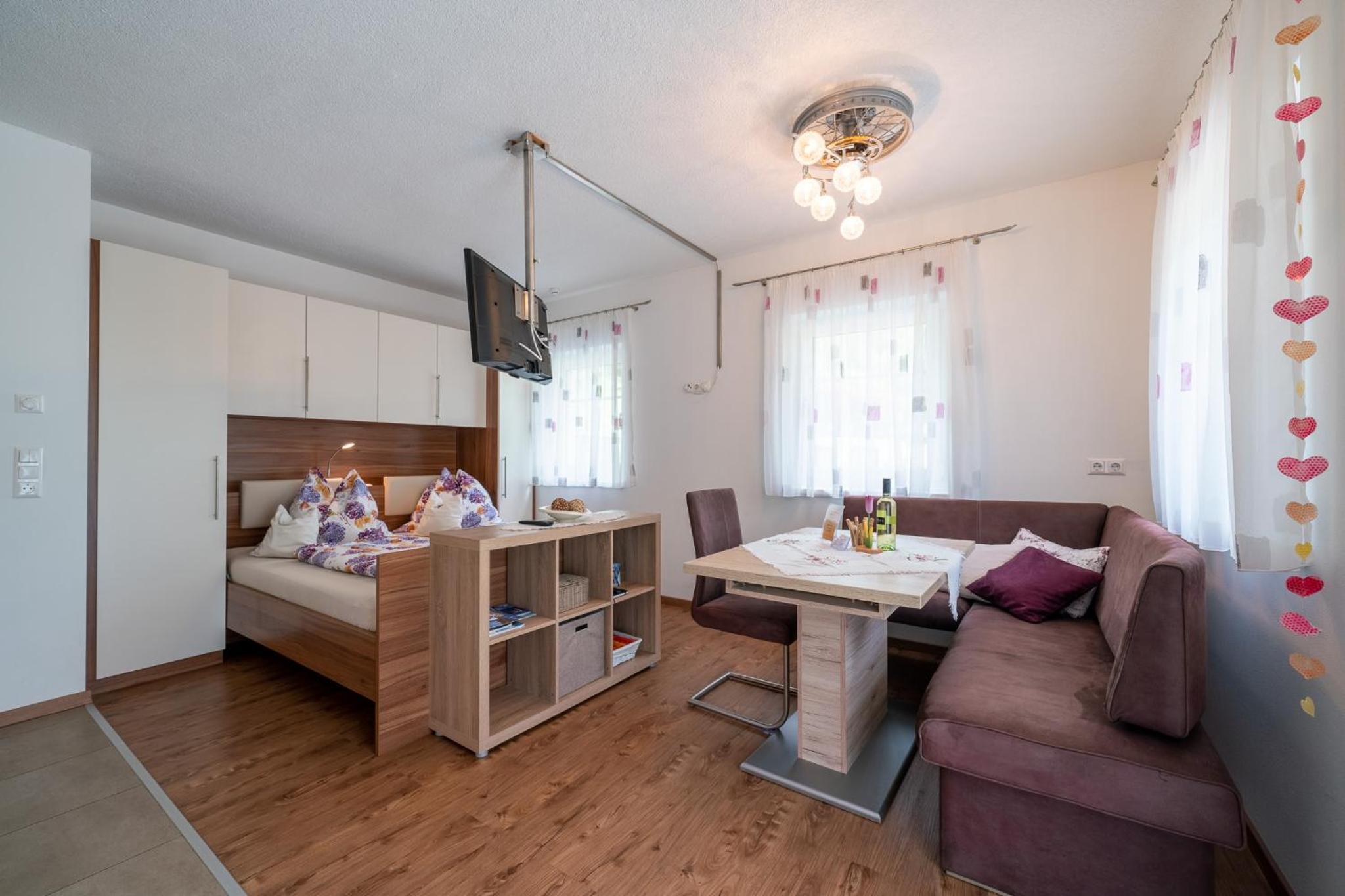 Studio Apartment photo 2