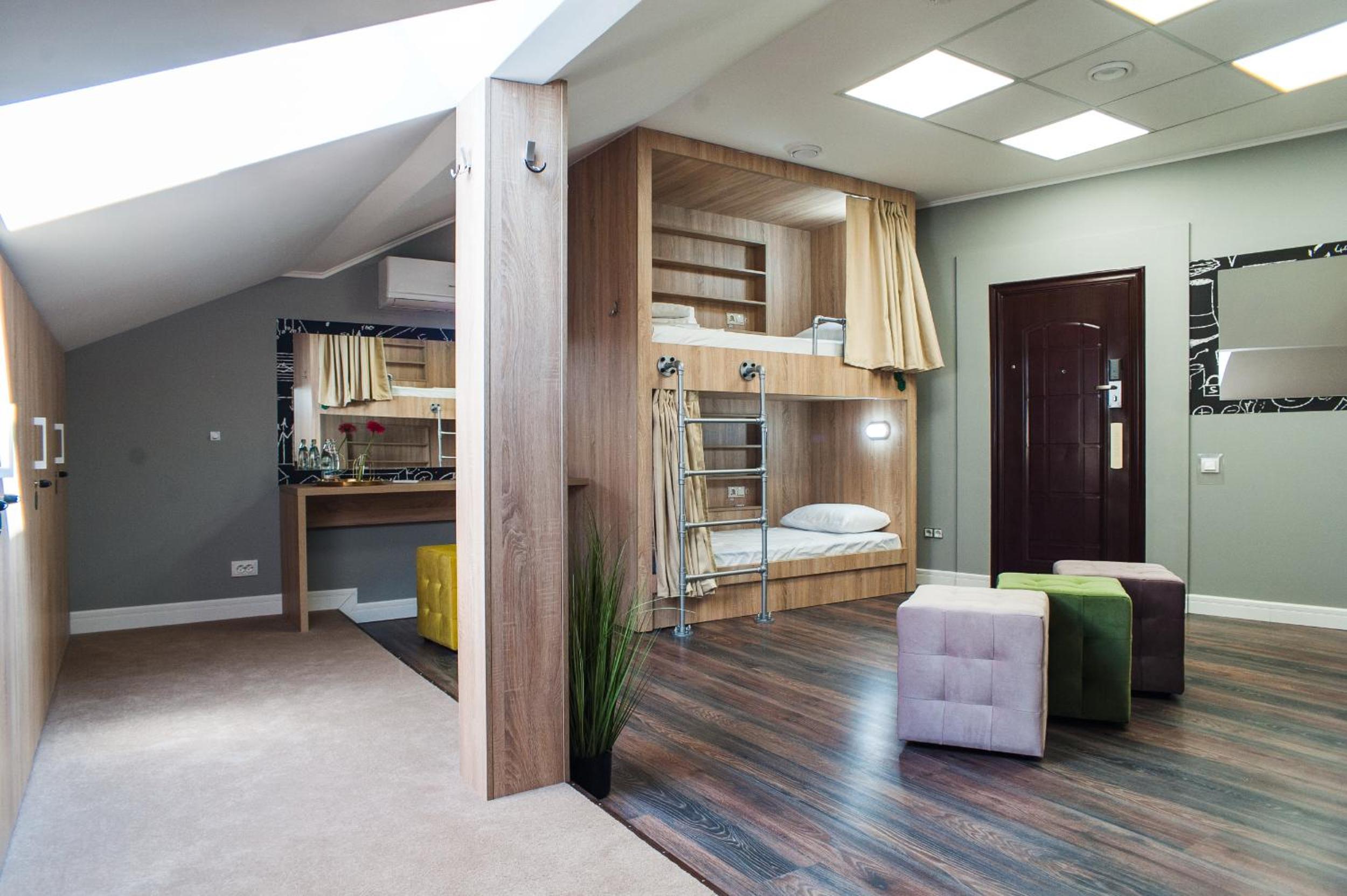 Single Bed in Dormitory Room photo 3