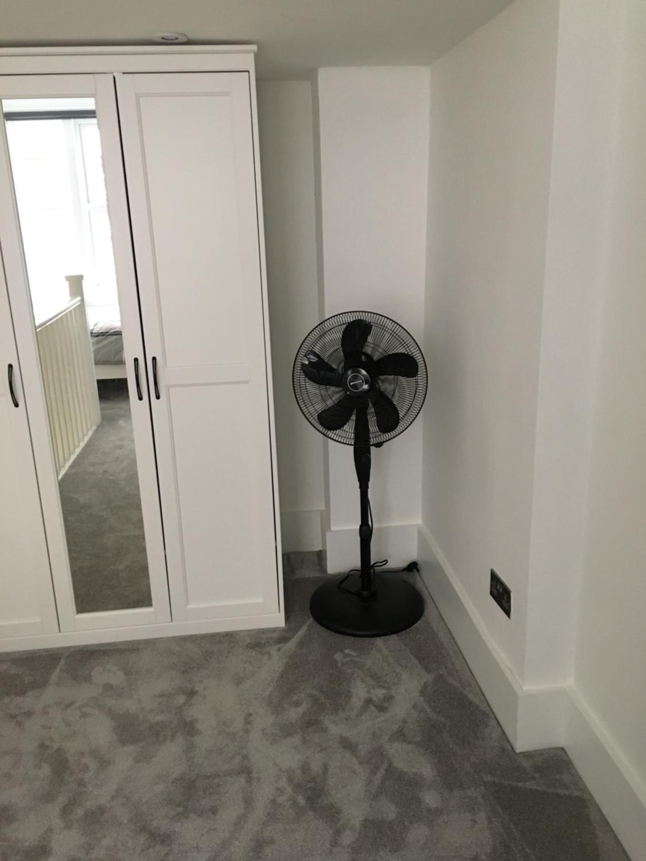 One-Bedroom Apartment - Photo 38