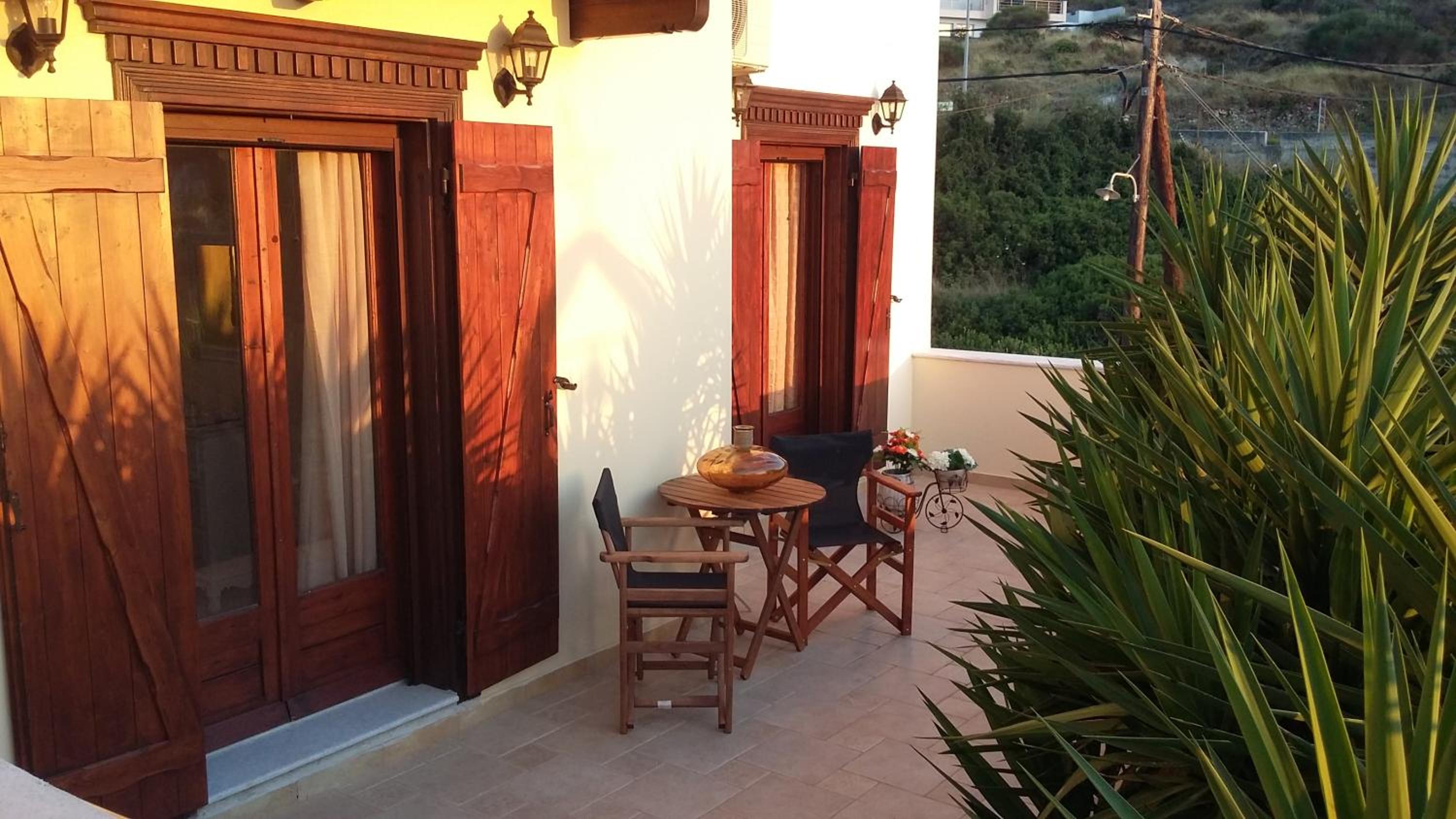 Three-Bedroom Villa photo 2