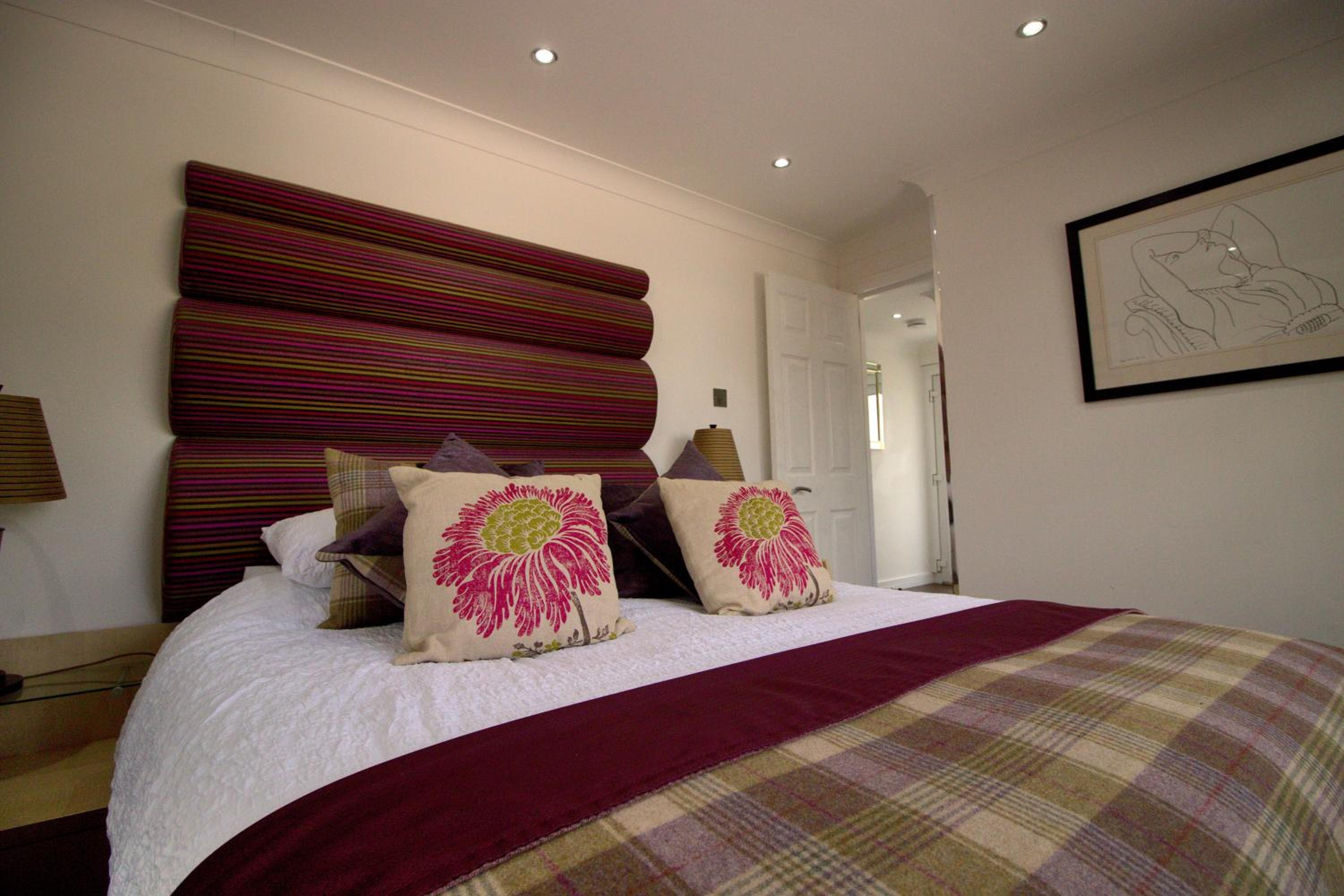 Apartment - Ground Floor photo 1