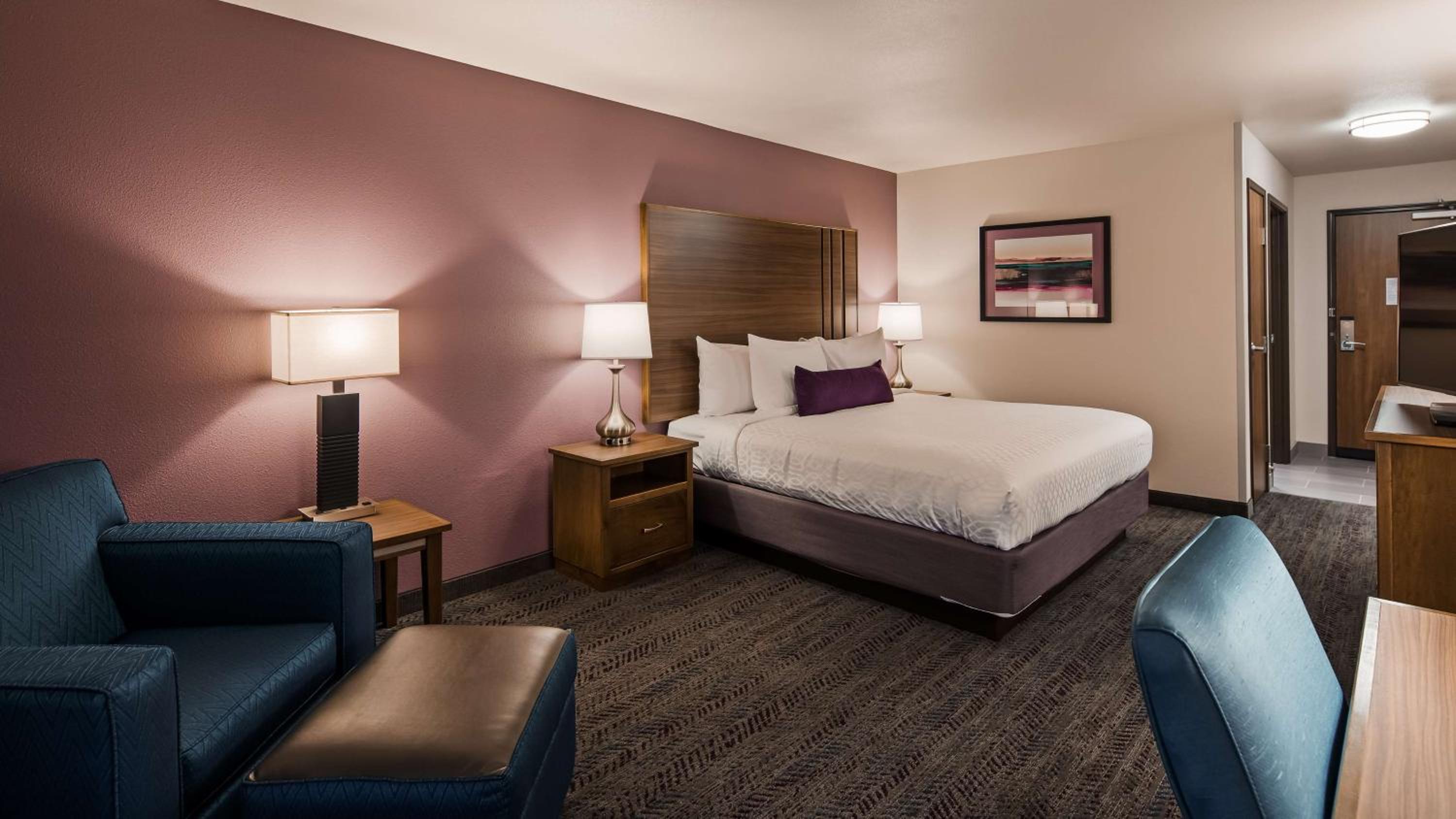 King Room - Non-Smoking - Photo 1