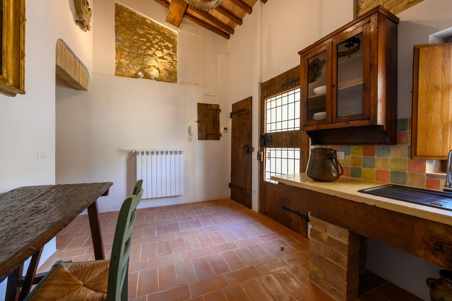 Two-Bedroom Apartment - Photo 19