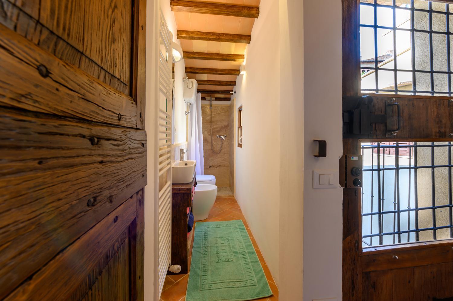 Two-Bedroom Apartment - Photo 18