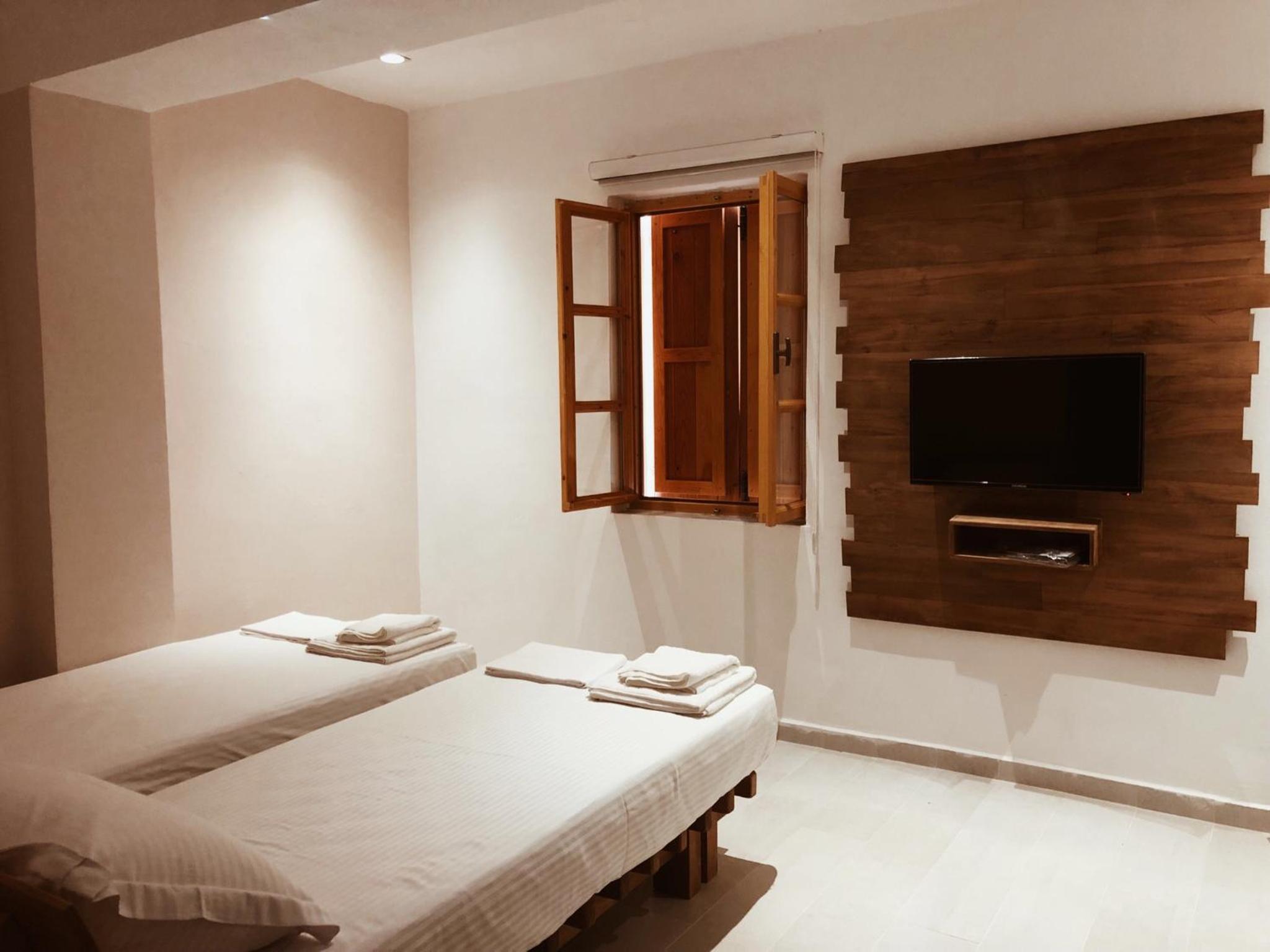 Standard Double or Twin Room photo 2